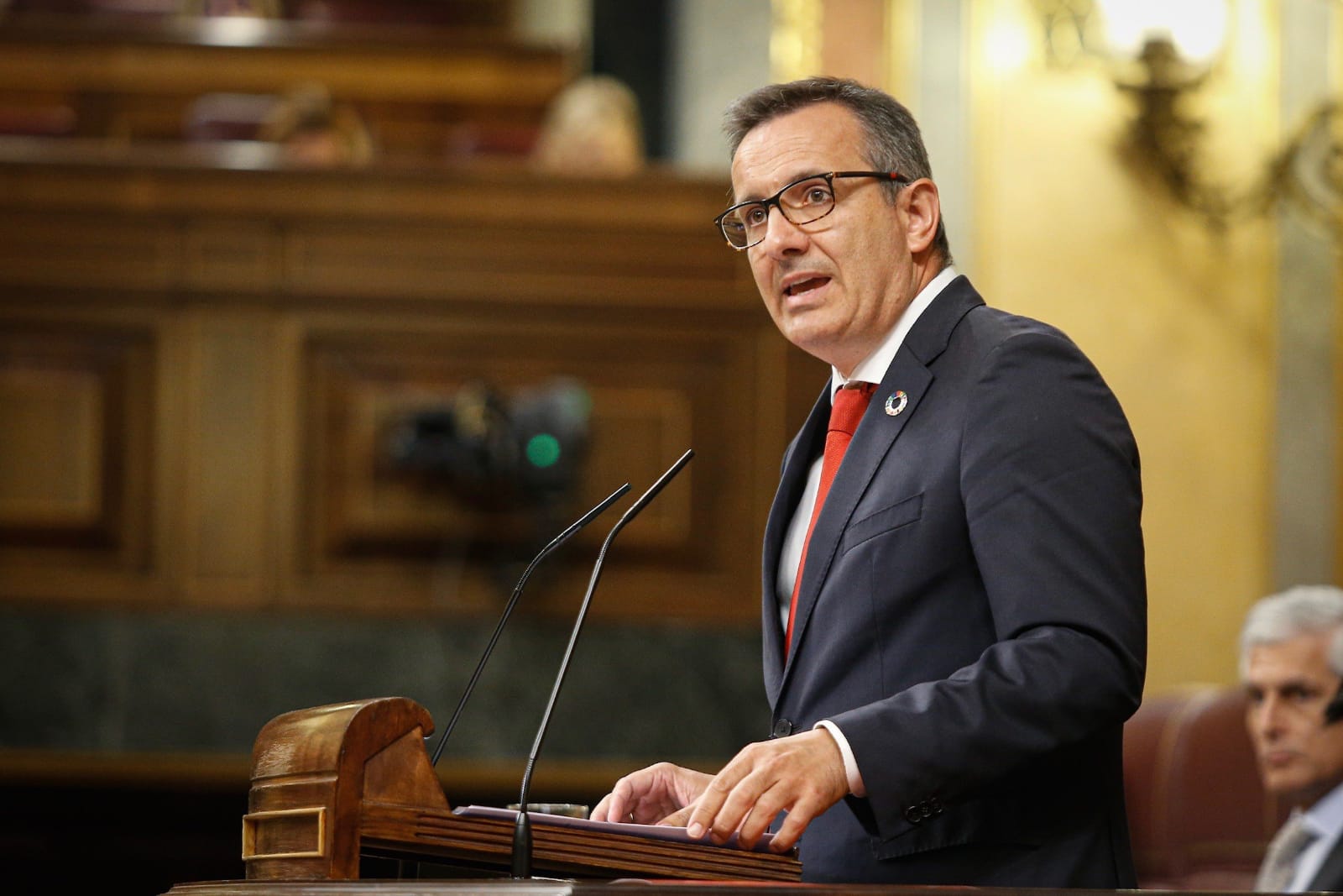 Diego Conesa ha defendido la eliminación de los aforamientos como una medida para recuperar la credibilidad de los ciudadanos