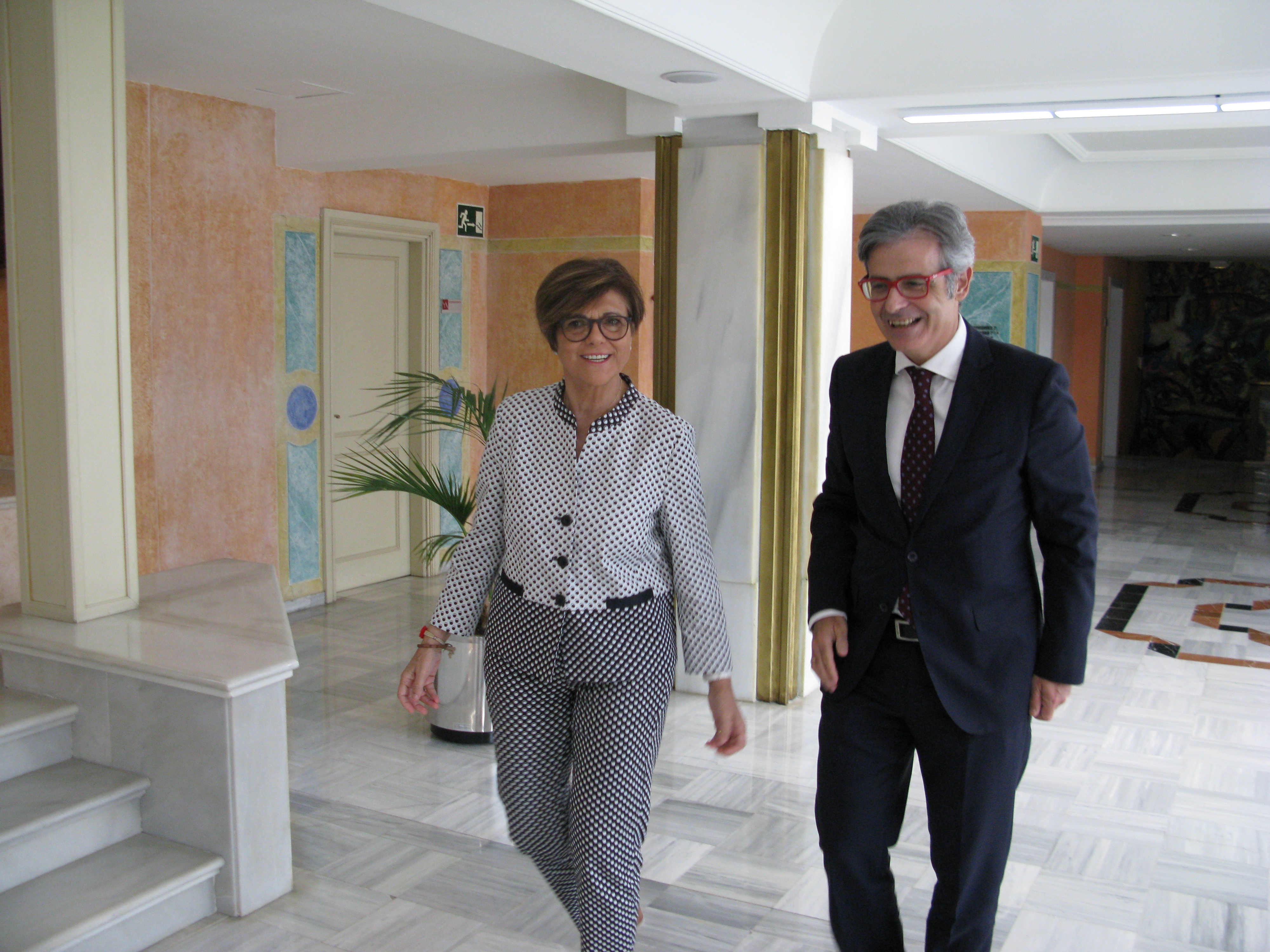 Juan Martínez Moya y Rosa Peñalver, durante su entrevista