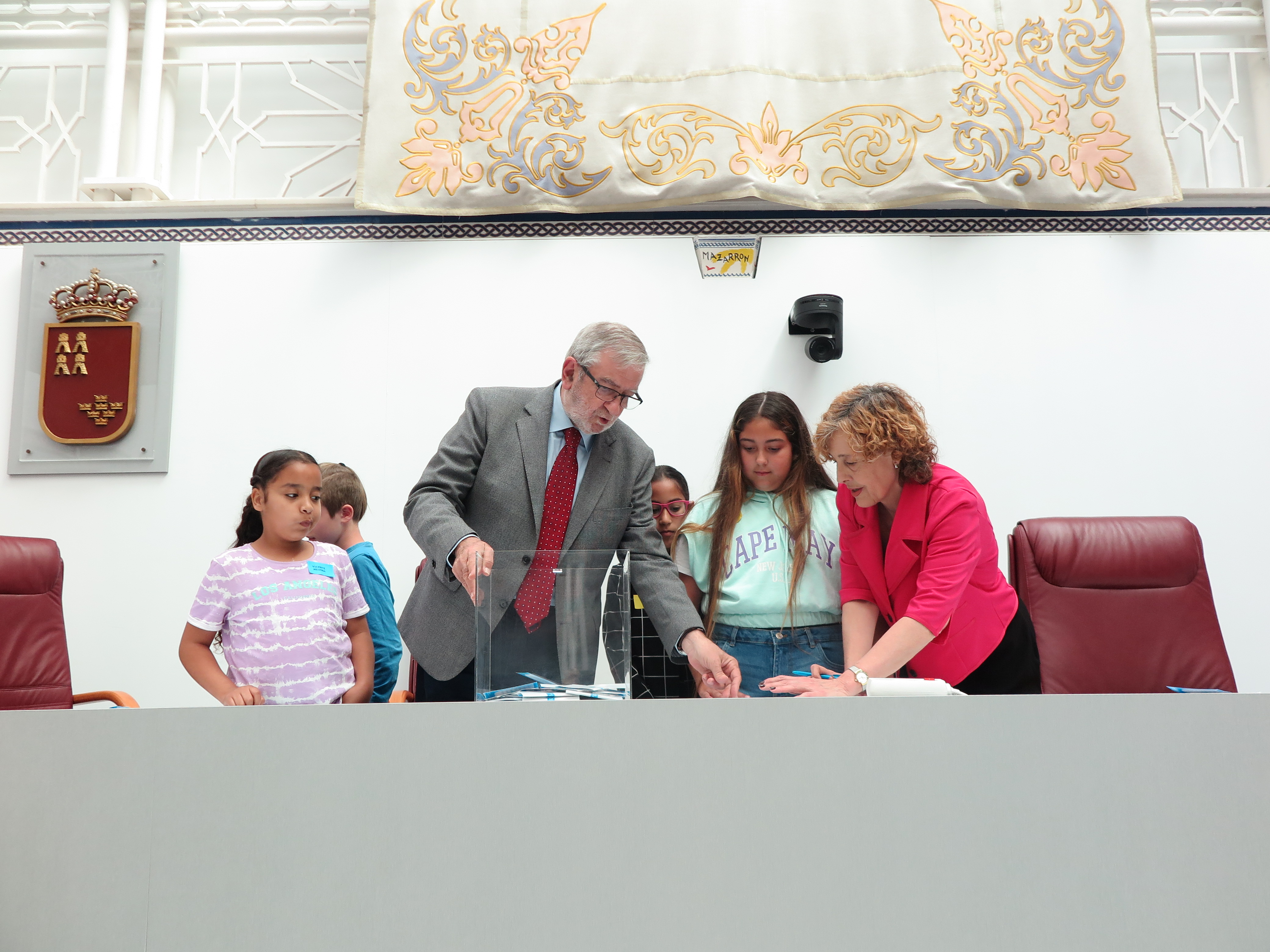 Pleno Infantil de Aldeas Infantiles SOS en la Asamblea Regional de Murcia