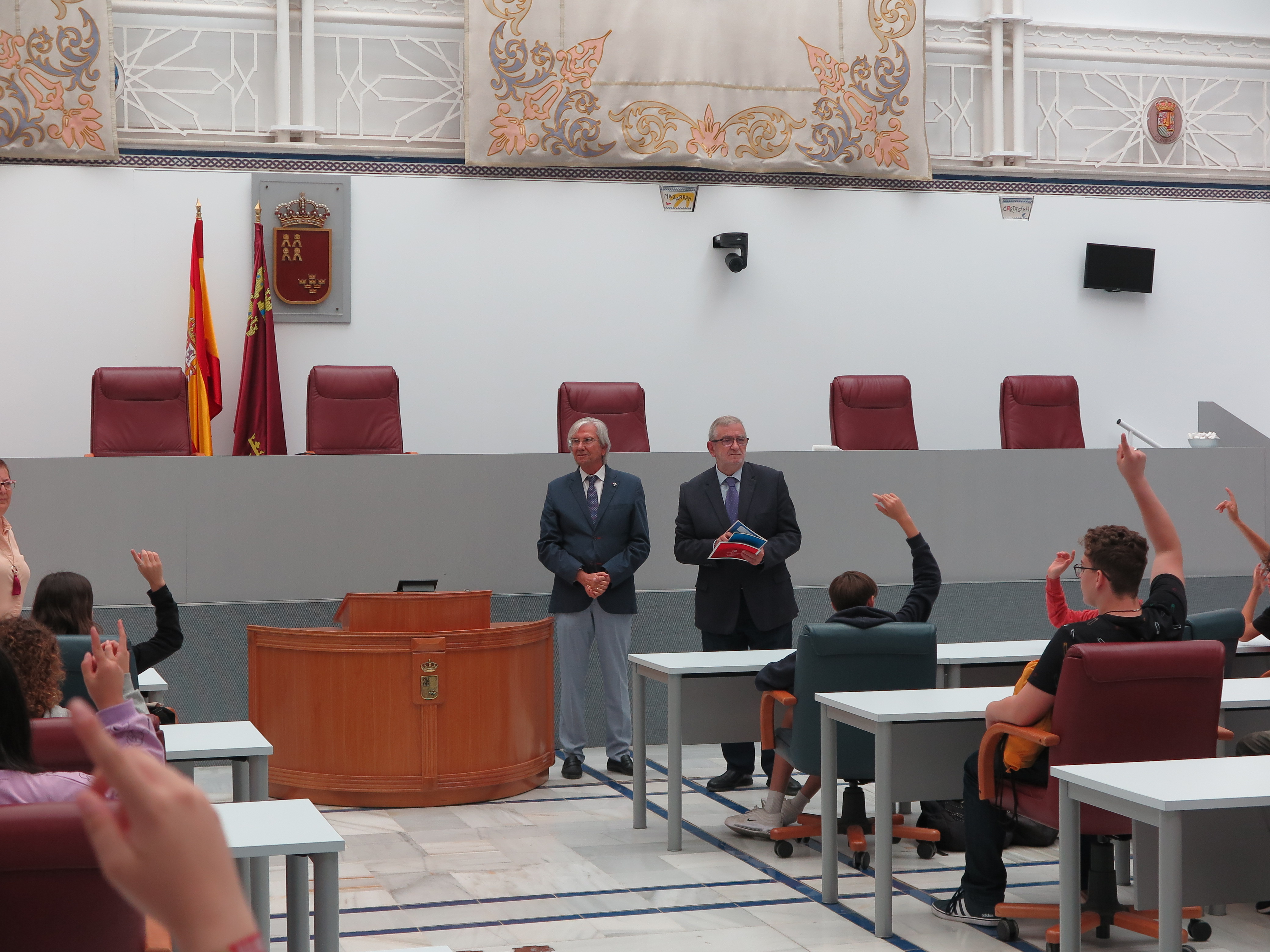 El presidente recibe a los alumnos y alumnas del programa Educando en Justicia