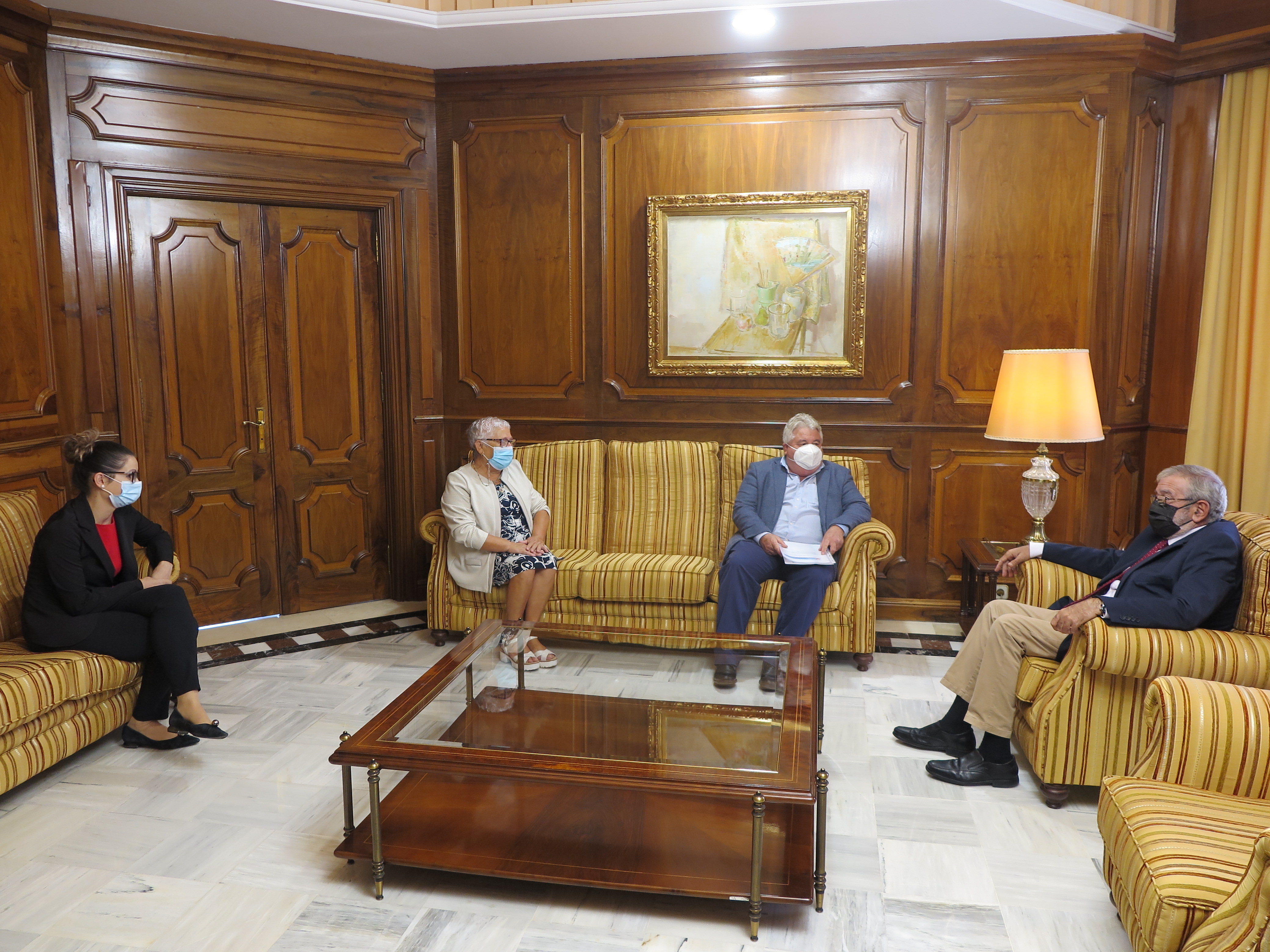 El presidente se reúne con miembros de la Plataforma del Voluntariado