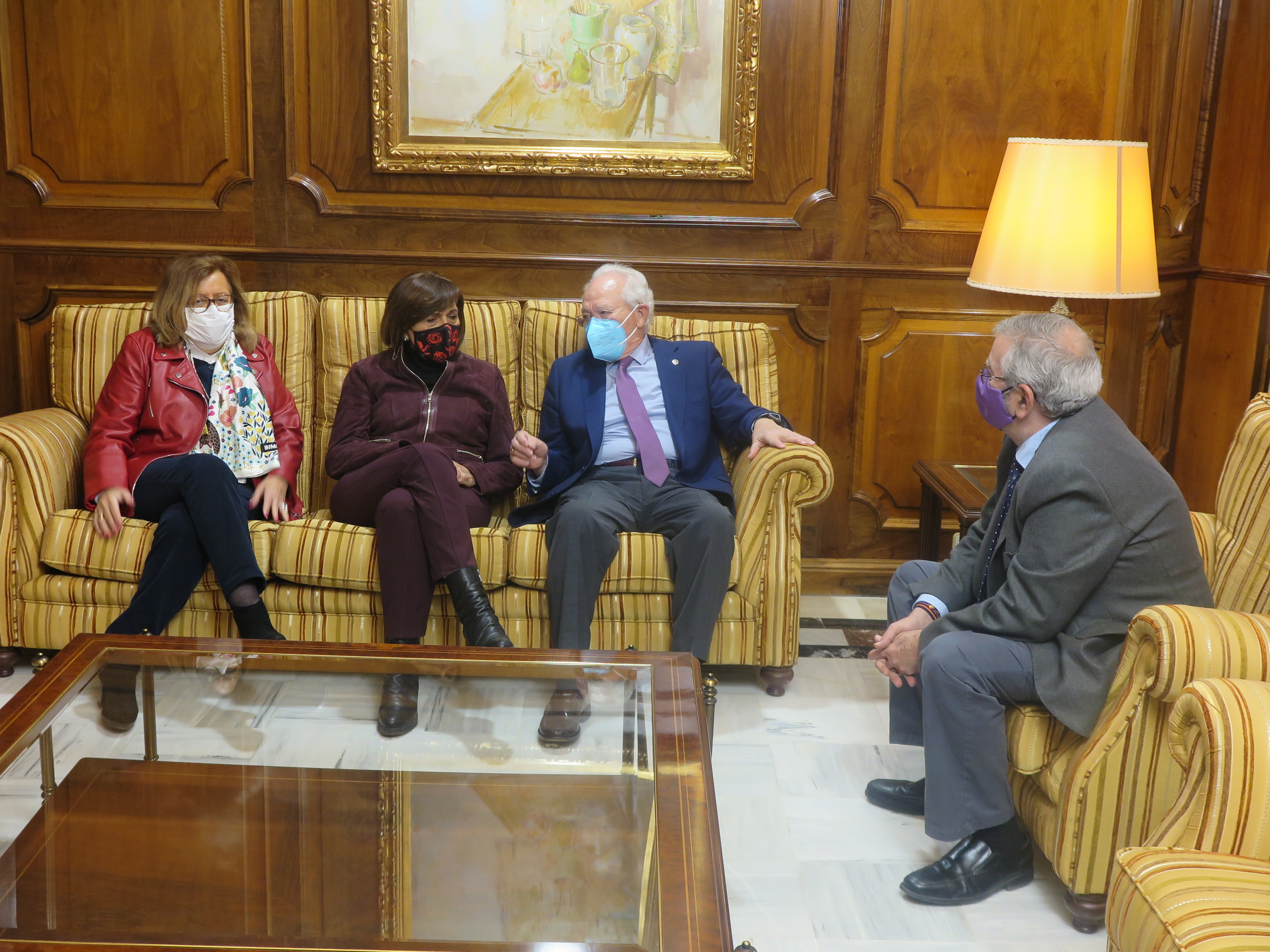El presidente reunido con representantes de Alumni