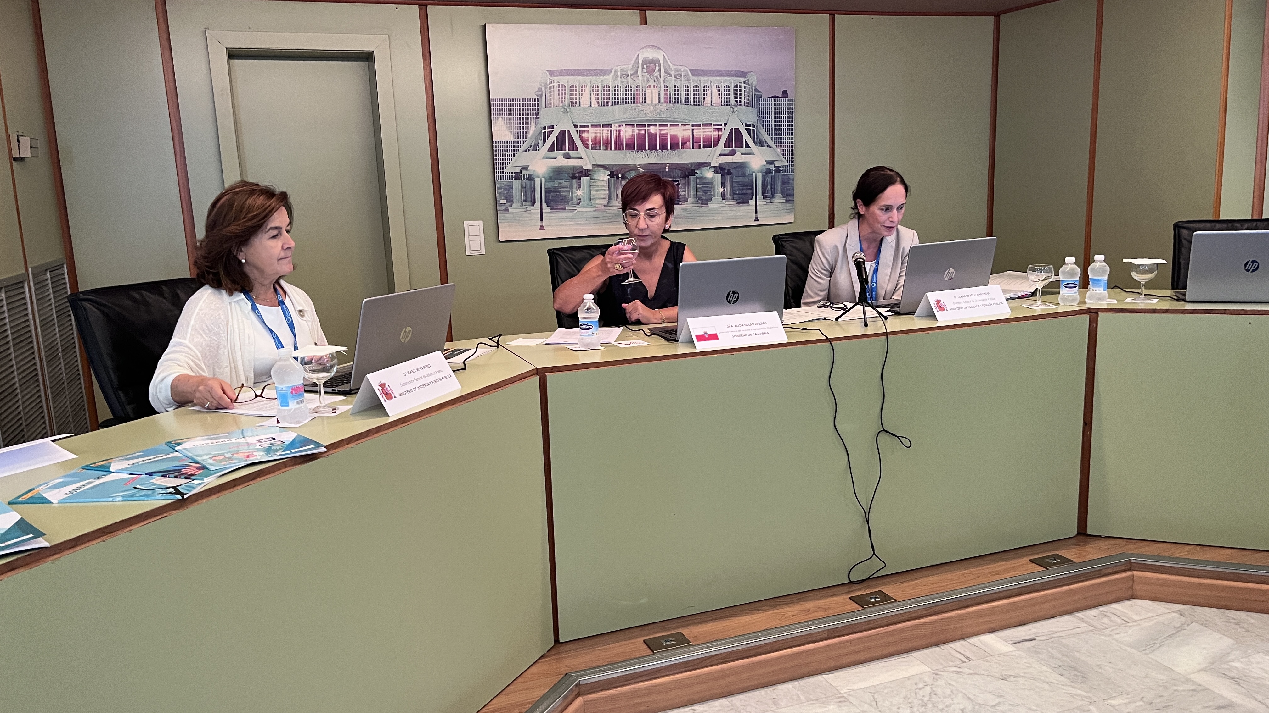 La Asamblea Regional acoge una reunión de la Comisión Sectorial de Gobierno Abierto