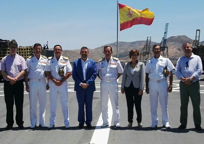 Visita al buque de asalto anfibio 'Castilla'