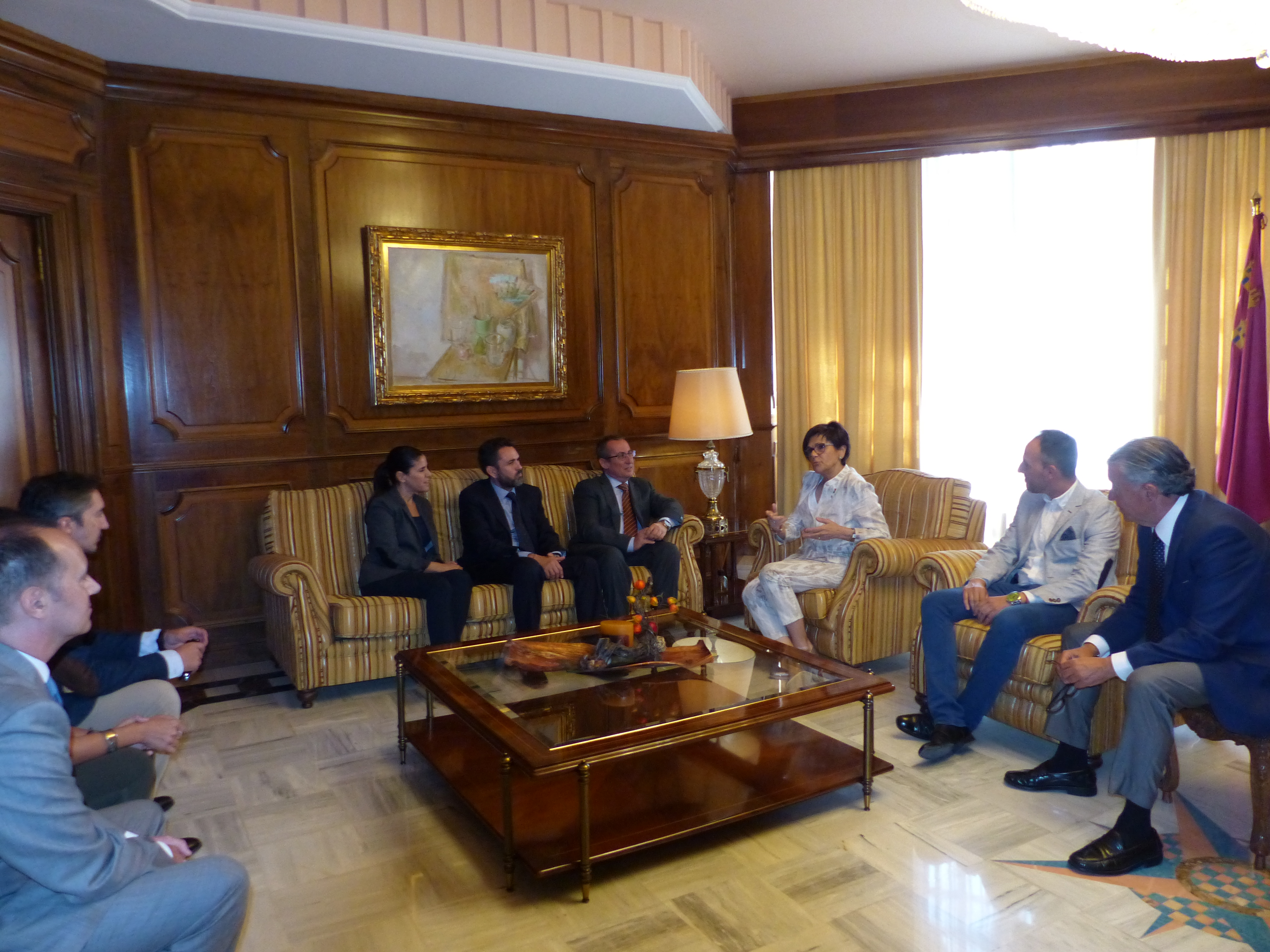 Murcia Seniors Club ha visitado la Asamblea Regional de Murcia