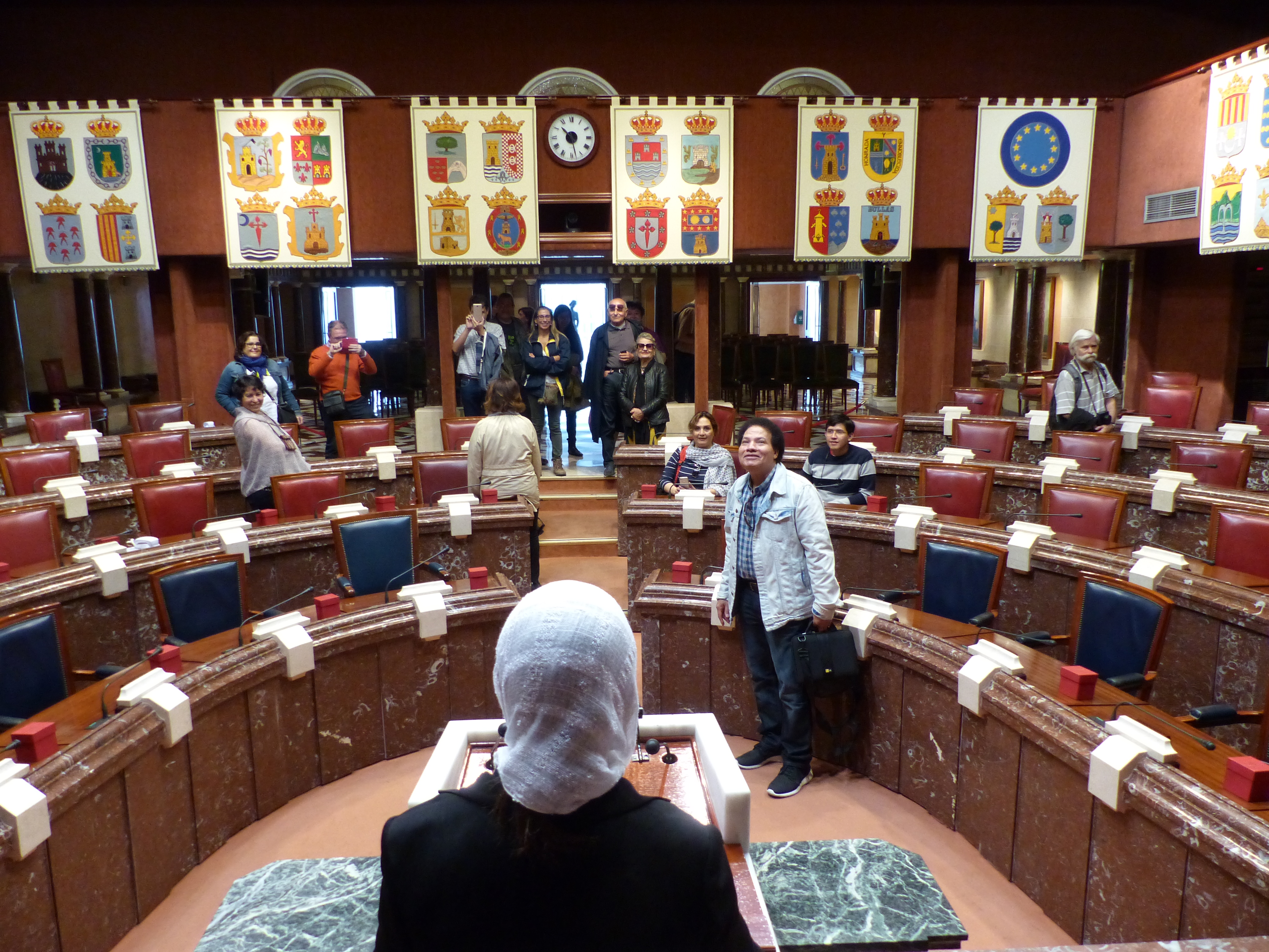 Organizadoras y participantes en el IX Congreso Internacional Audem han visitado la Asamblea