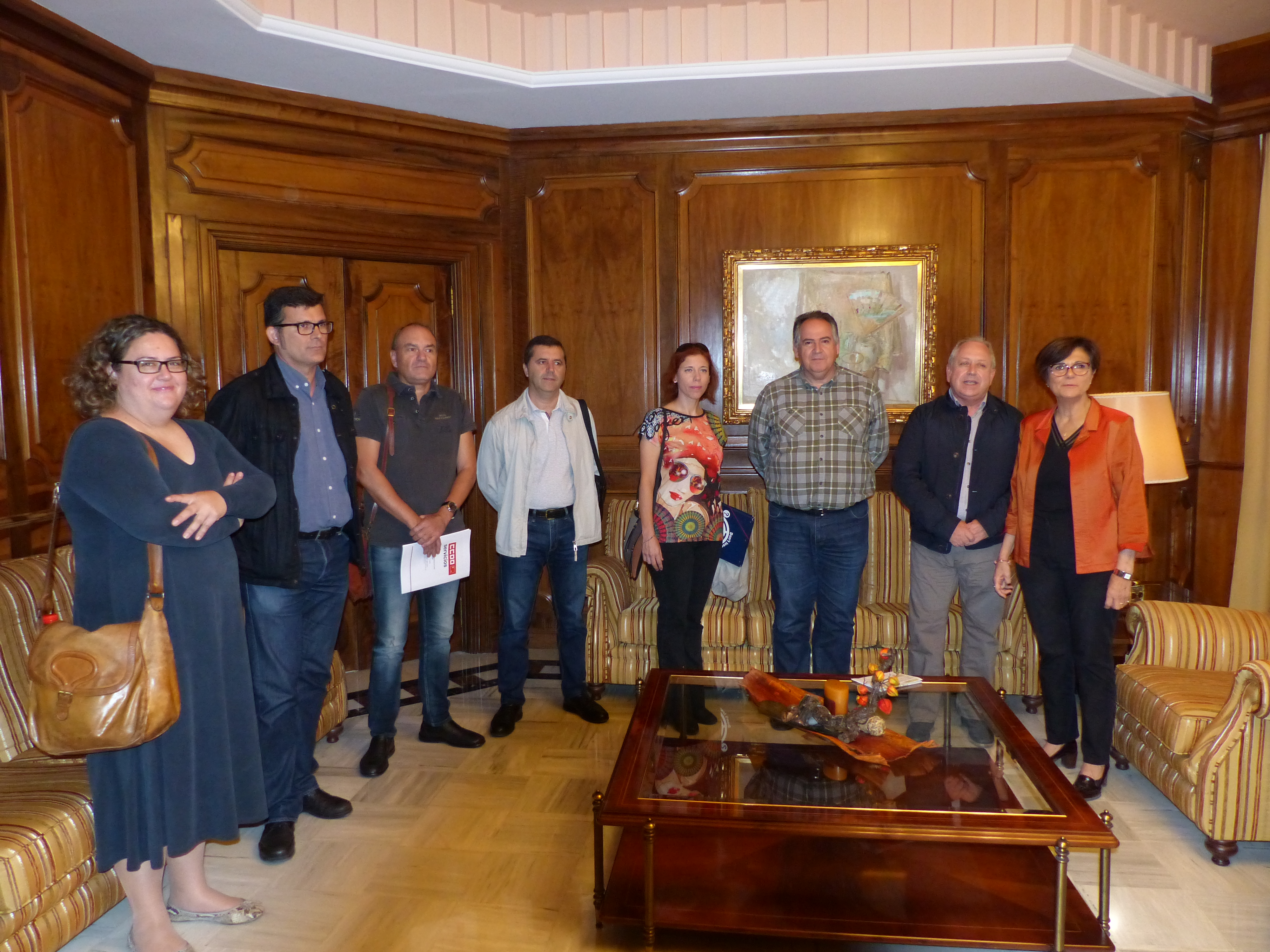 Representantes sindicales se han reunido con Rosa Peñalver y los Grupos para abordar la situación del personal de la Biblioteca Regional