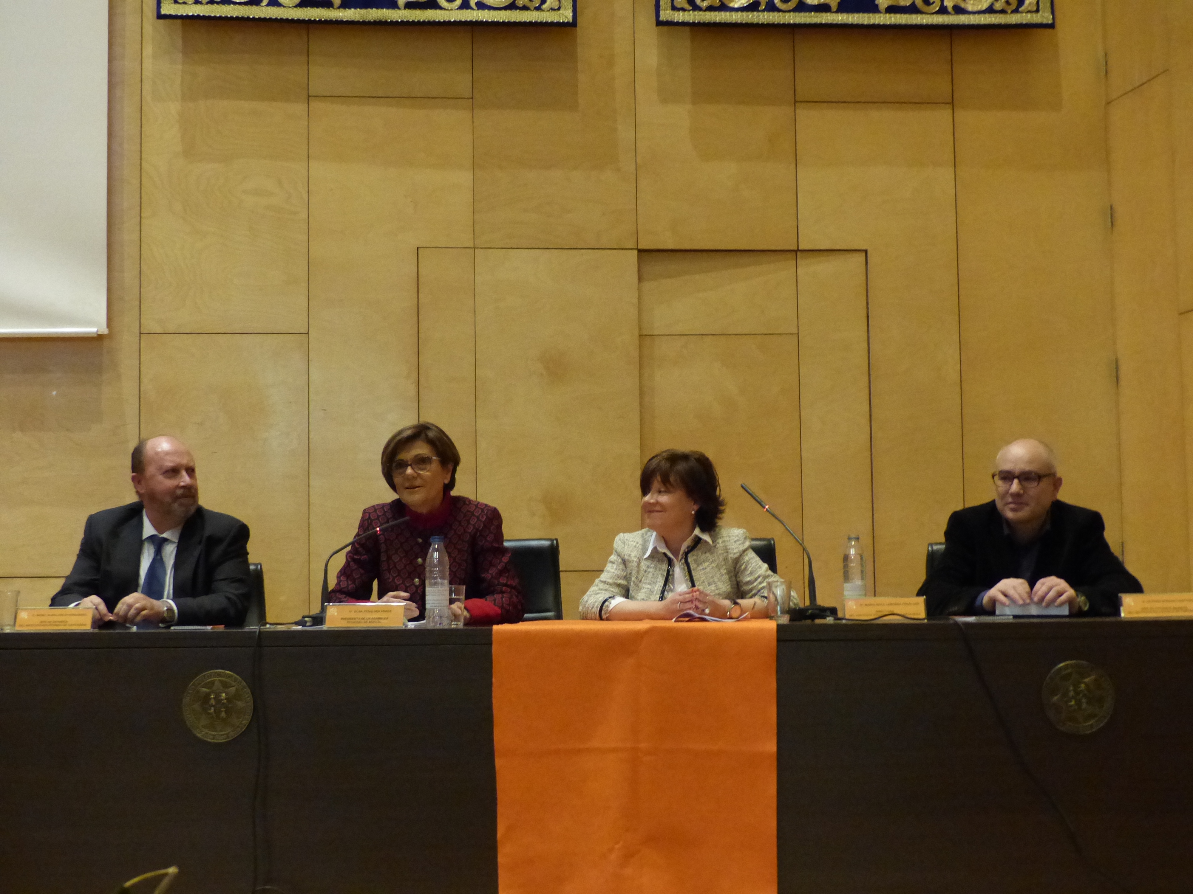 Rosa Peñalver ha amadrinado la graduación de nueve ciclos formativos de IES Politécnico