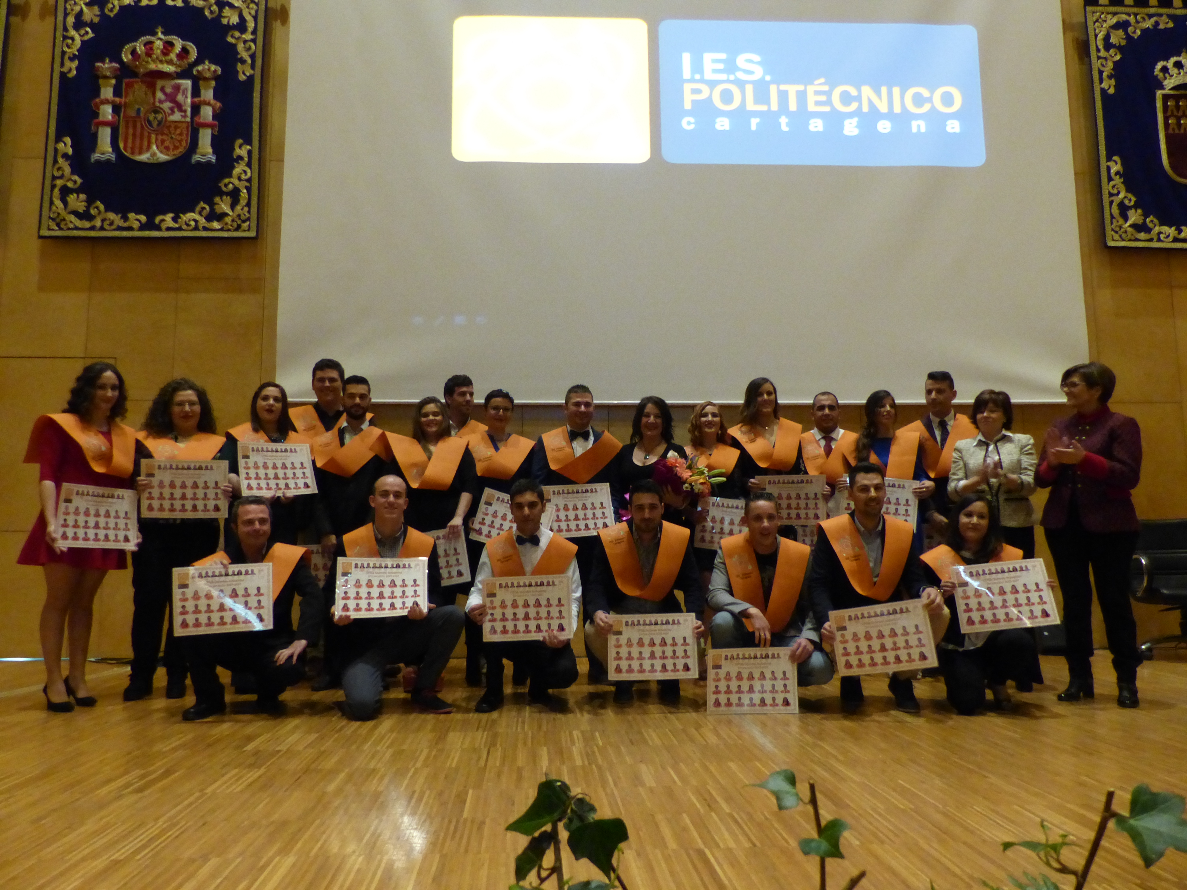 Rosa Peñalver ha amadrinado la graduación de nueve ciclos formativos de IES Politécnico