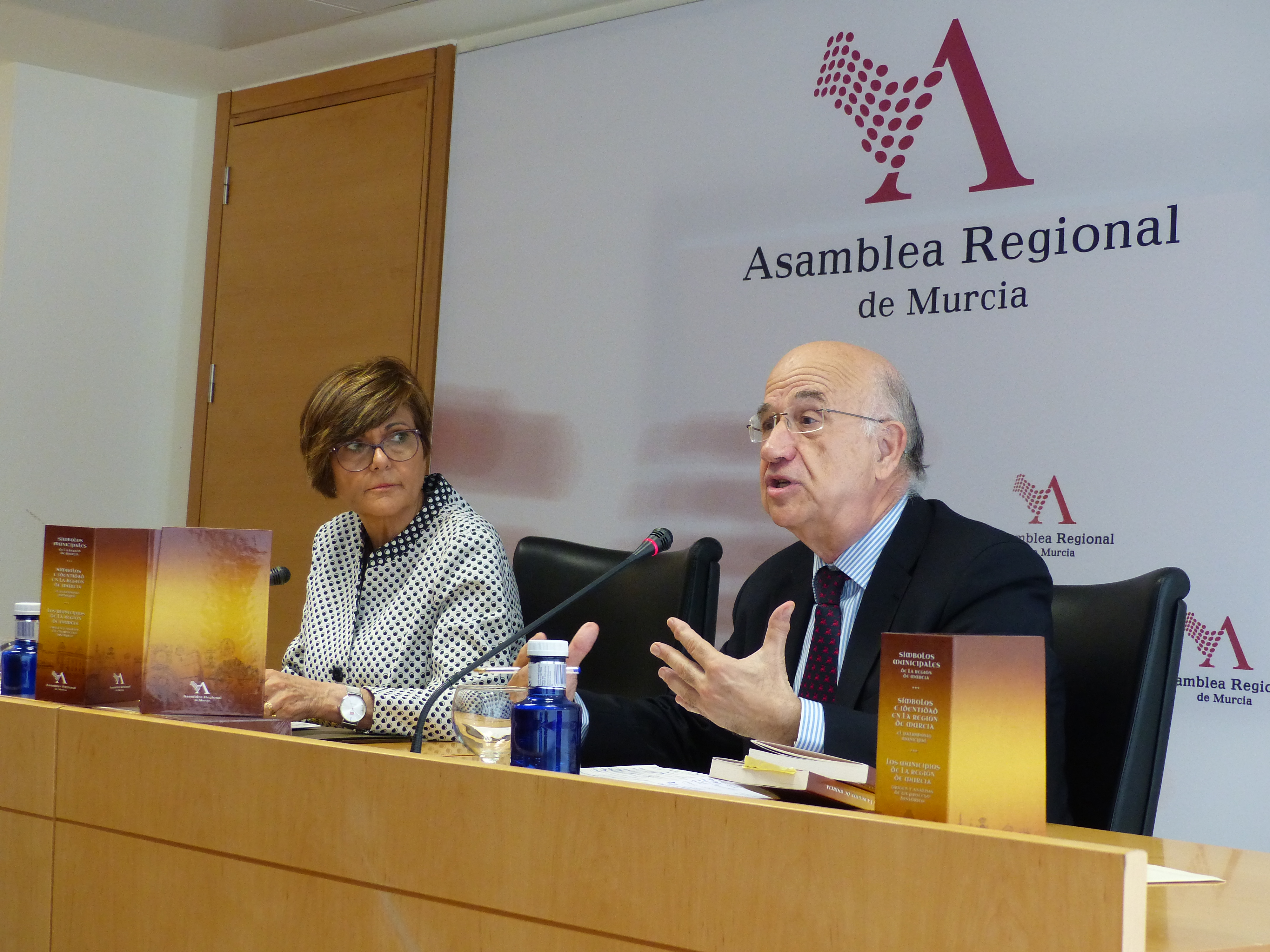 Presentación de la trilogía 'Símbolos municipales de la Región de Murcia'