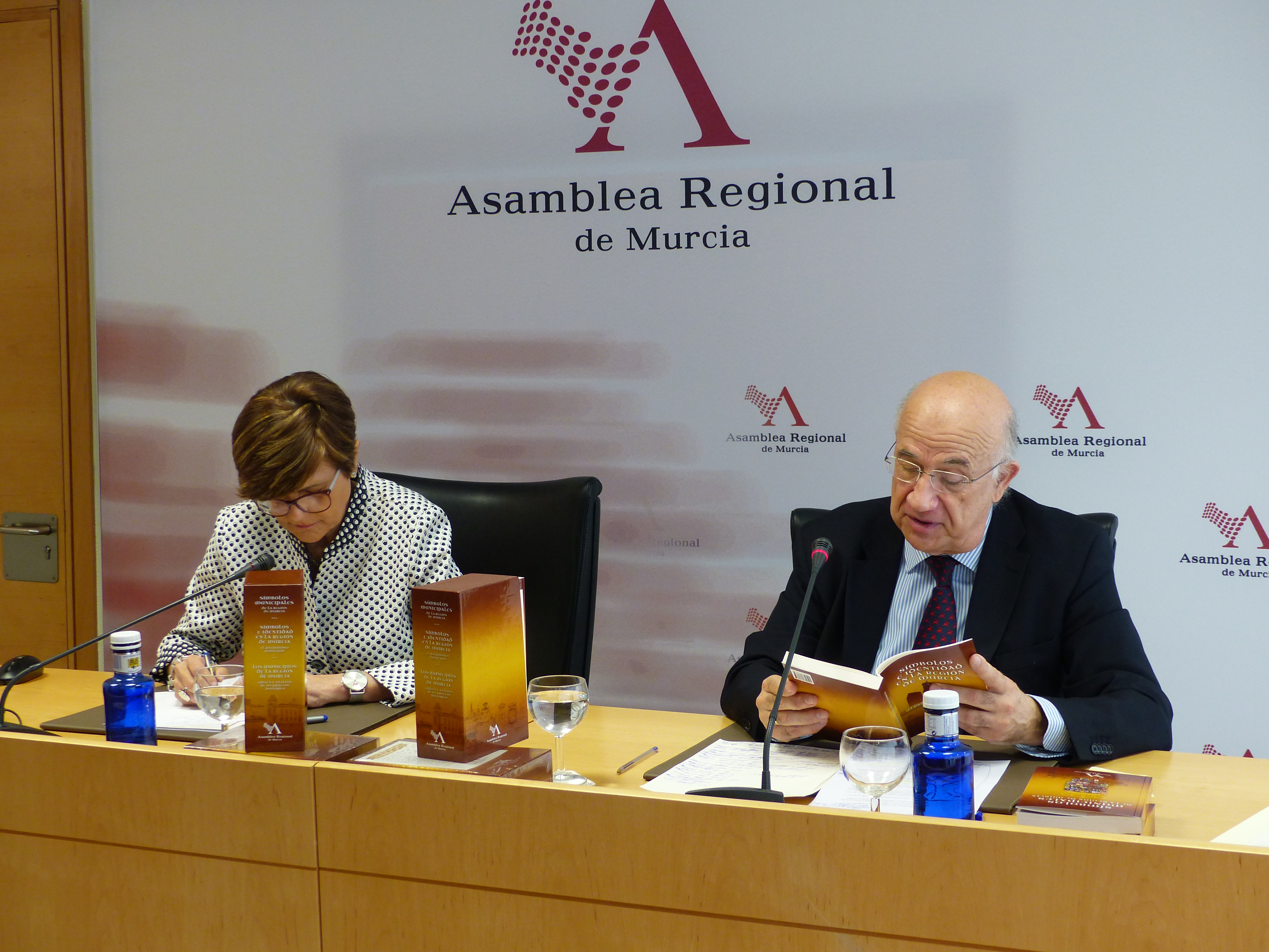 Presentación de la trilogía 'Símbolos municipales de la Región de Murcia'