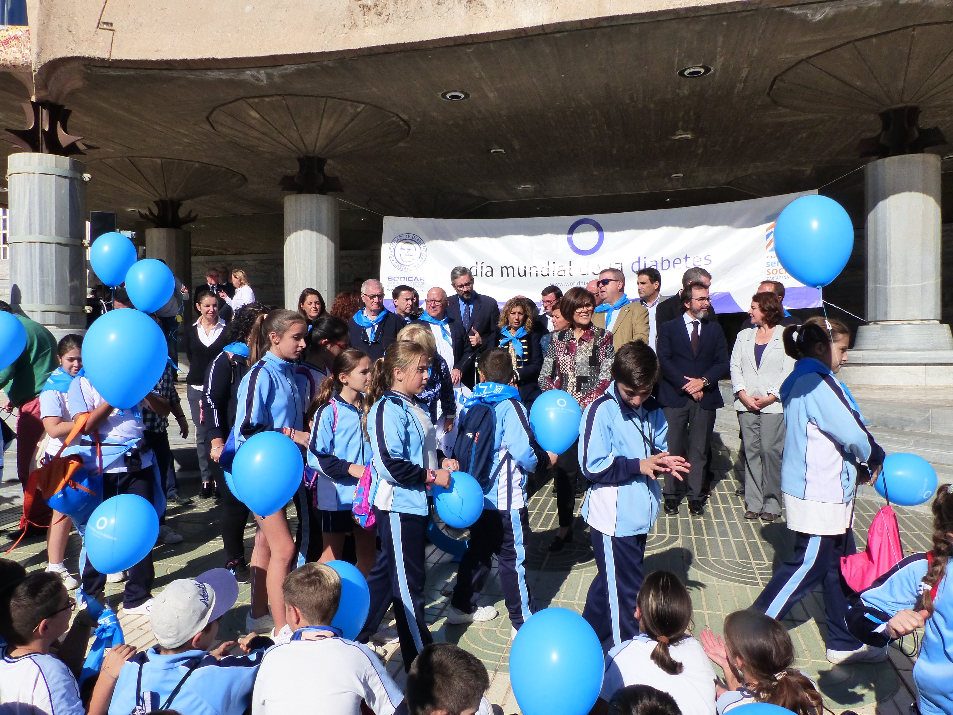 La Asamblea Regional se ha sumado a la celebración del Día Mundial de la Diabetes