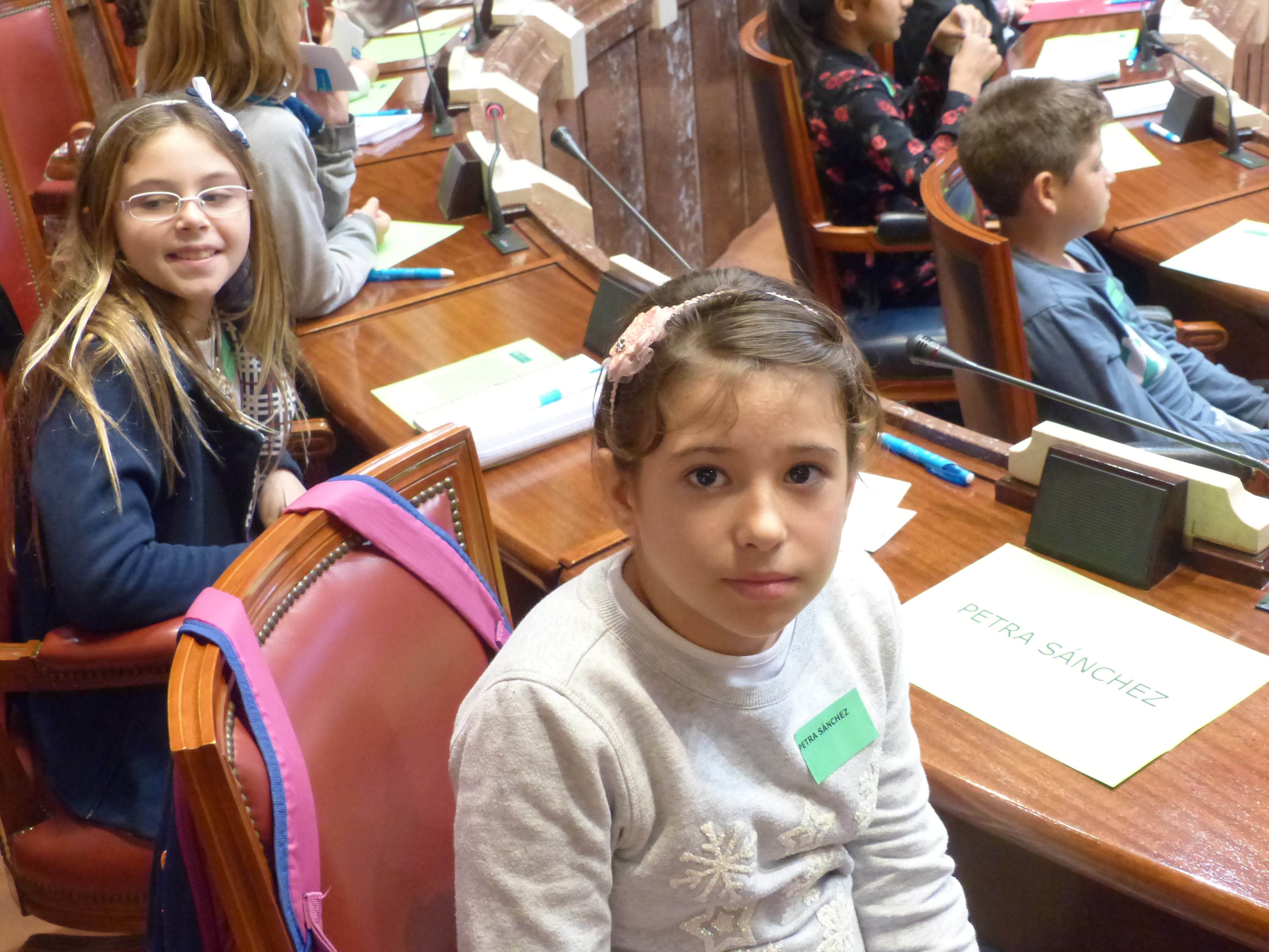 La Cámara legislativa acoge un pleno infantil de Aldeas Infantiles SOS España
