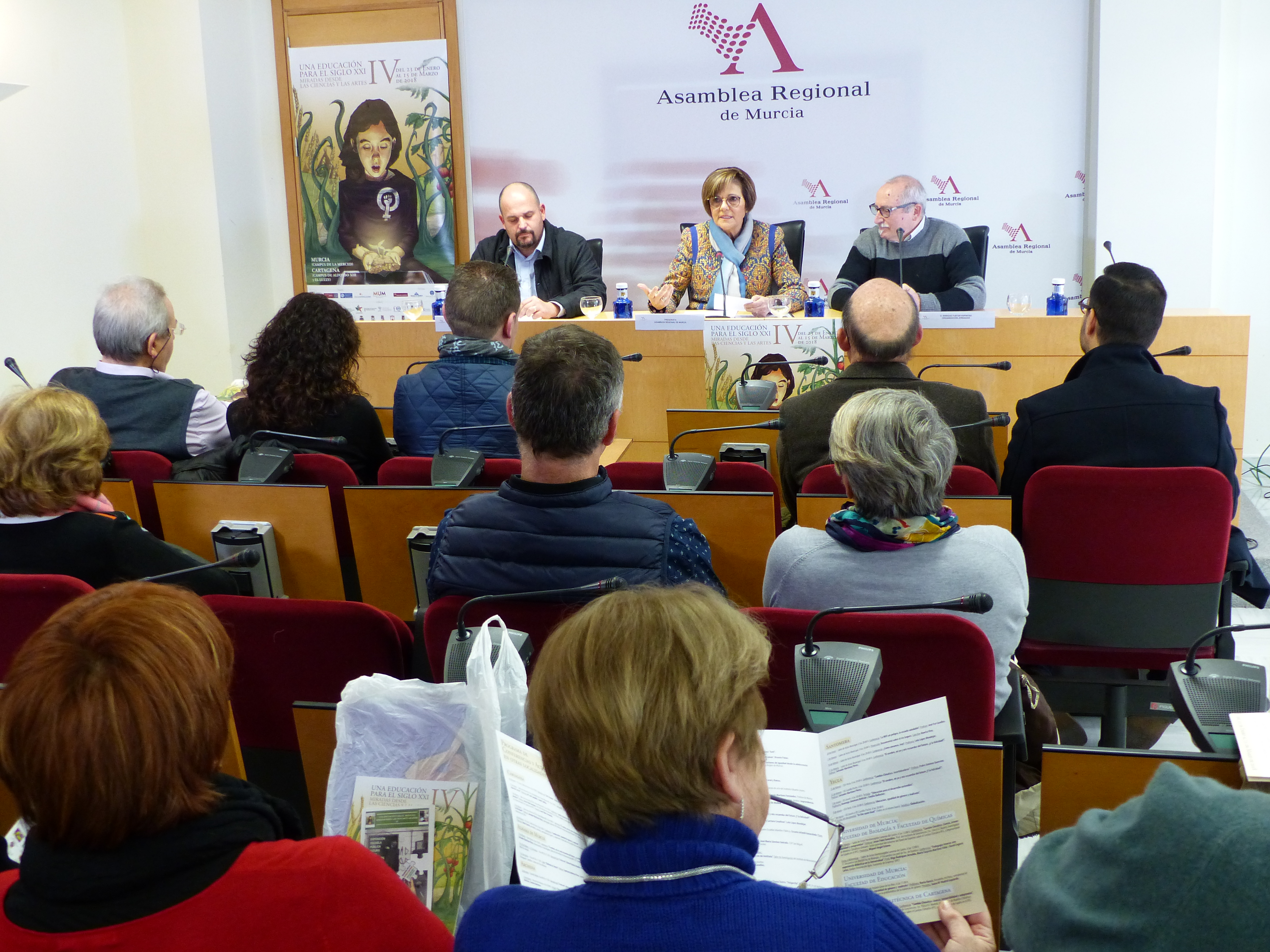 Presentación jornadas "Una educación para el siglo XXI. Miradas desde las ciencias y las artes"