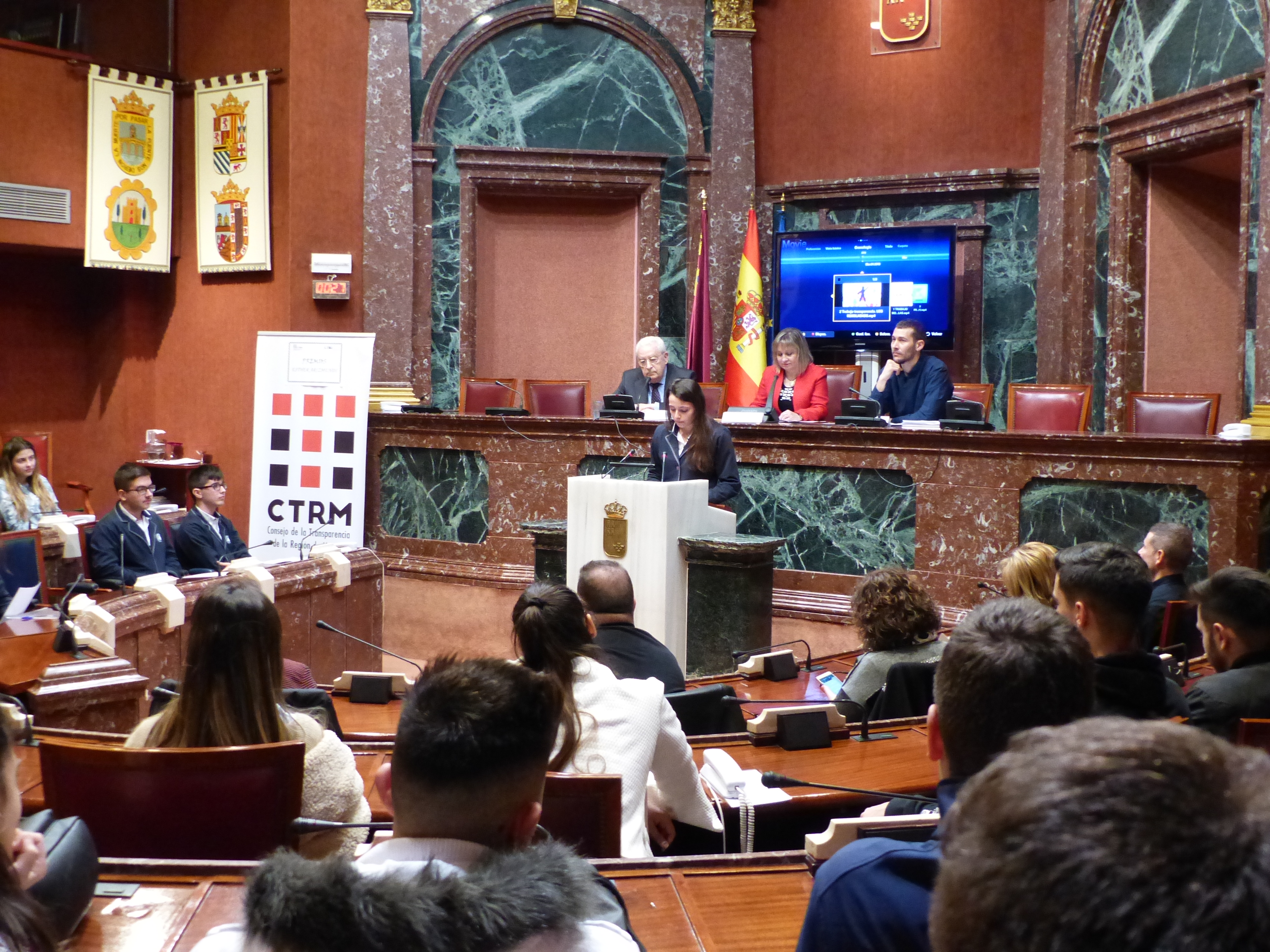 Entrega de premios del programa Iris, desarrollado conjuntamente por el Consejo de la Transparencia, la Sociedad de Filosofía de la Región y docentes de Bachillerato y Universidad