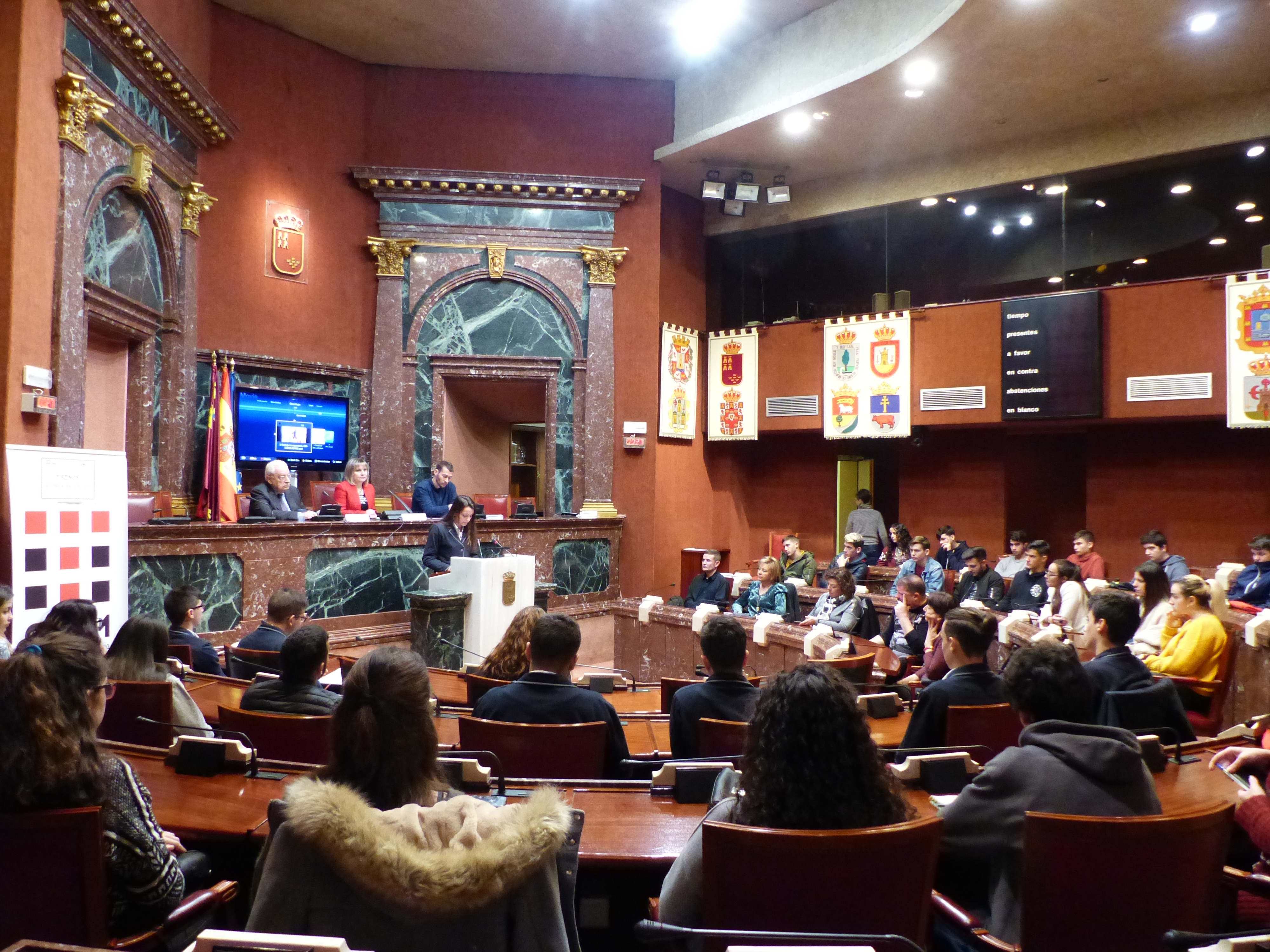 Entrega de premios del programa Iris, desarrollado conjuntamente por el Consejo de la Transparencia, la Sociedad de Filosofía de la Región y docentes de Bachillerato y Universidad
