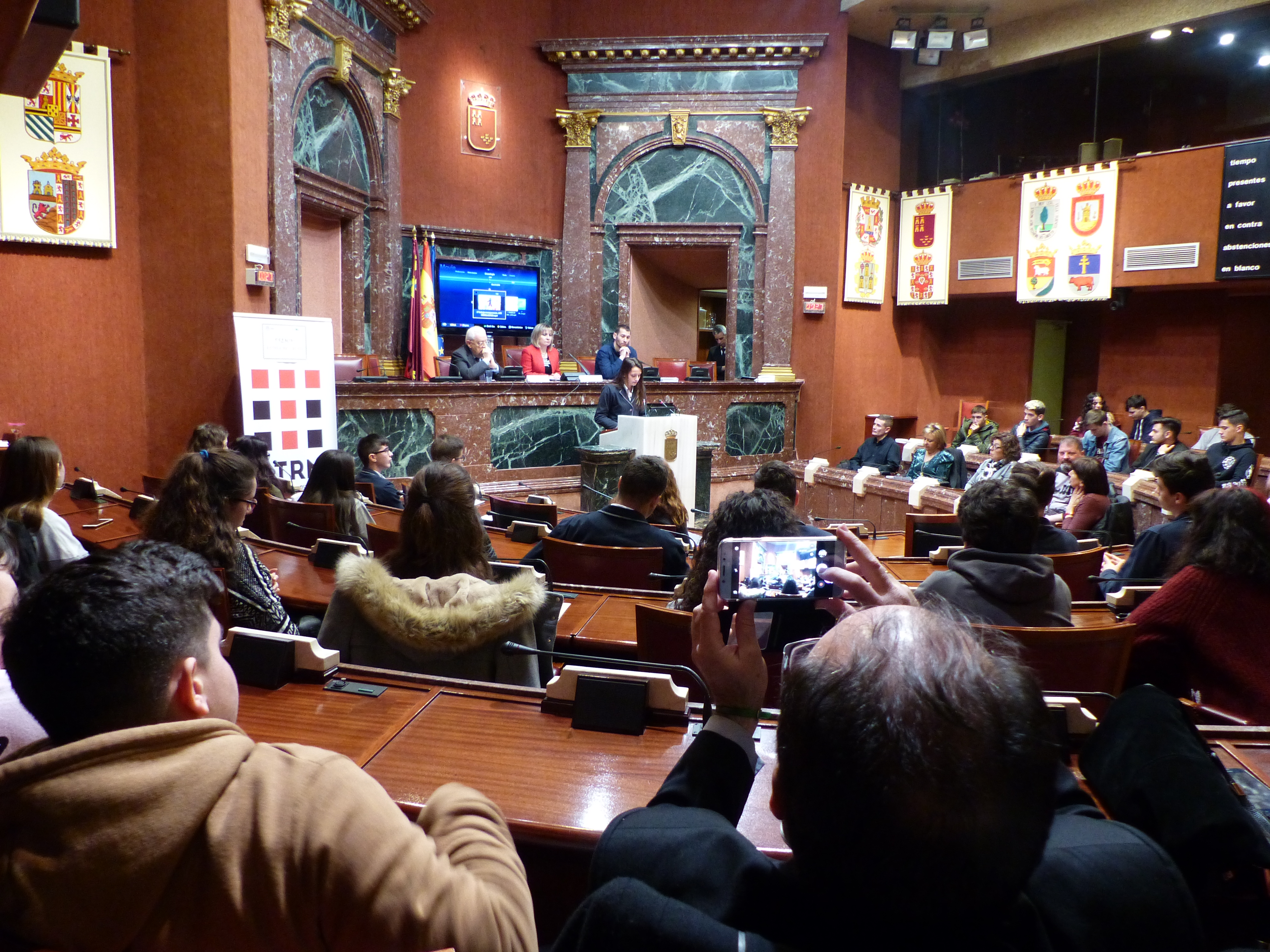 Entrega de premios del programa Iris, desarrollado conjuntamente por el Consejo de la Transparencia, la Sociedad de Filosofía de la Región y docentes de Bachillerato y Universidad