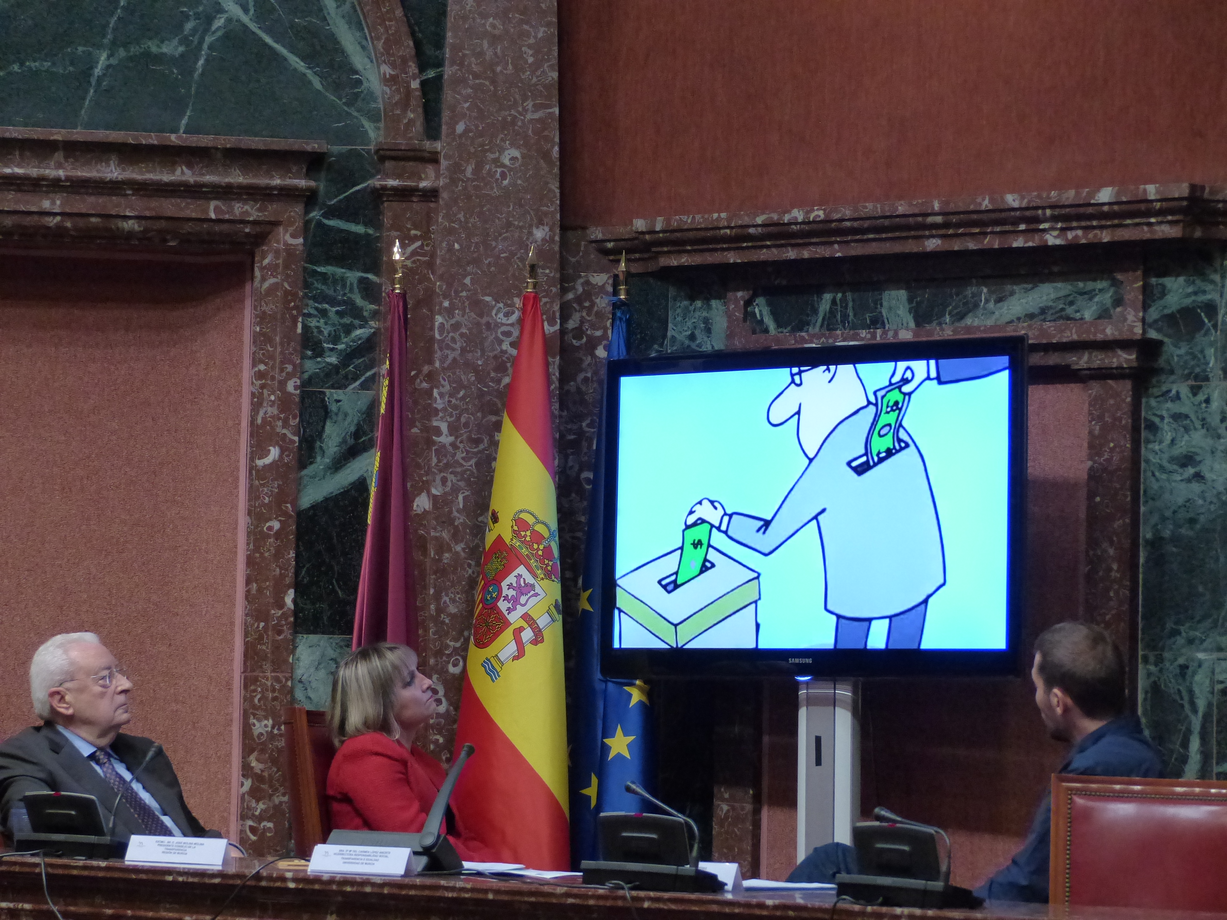 Entrega de premios del programa Iris, desarrollado conjuntamente por el Consejo de la Transparencia, la Sociedad de Filosofía de la Región y docentes de Bachillerato y Universidad