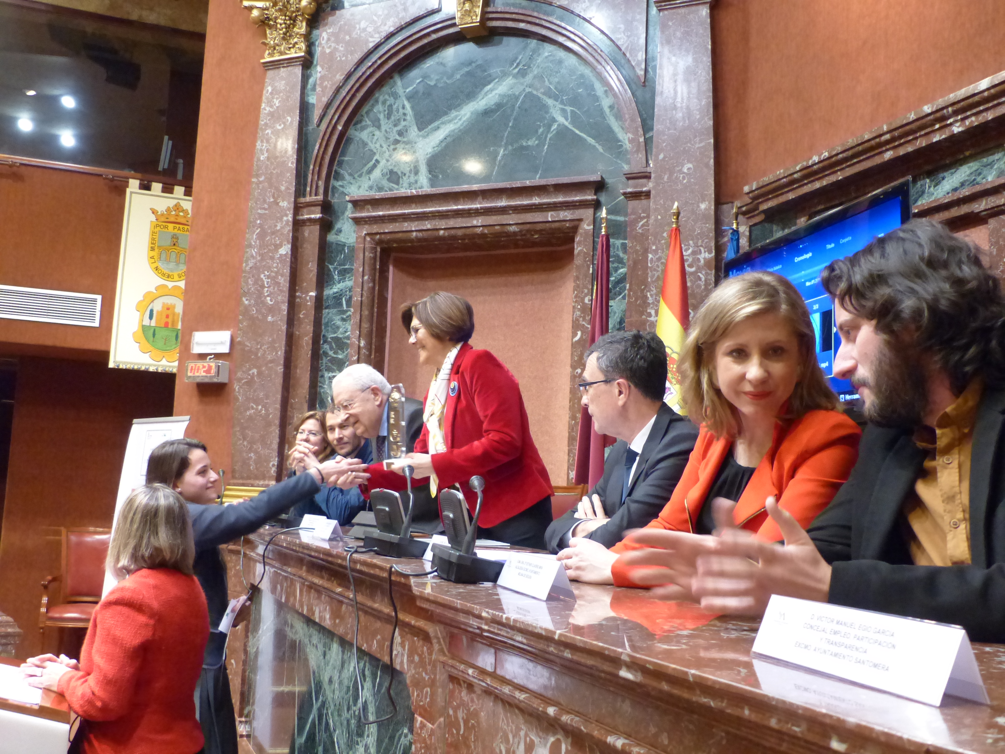 Entrega de premios del programa Iris, desarrollado conjuntamente por el Consejo de la Transparencia, la Sociedad de Filosofía de la Región y docentes de Bachillerato y Universidad
