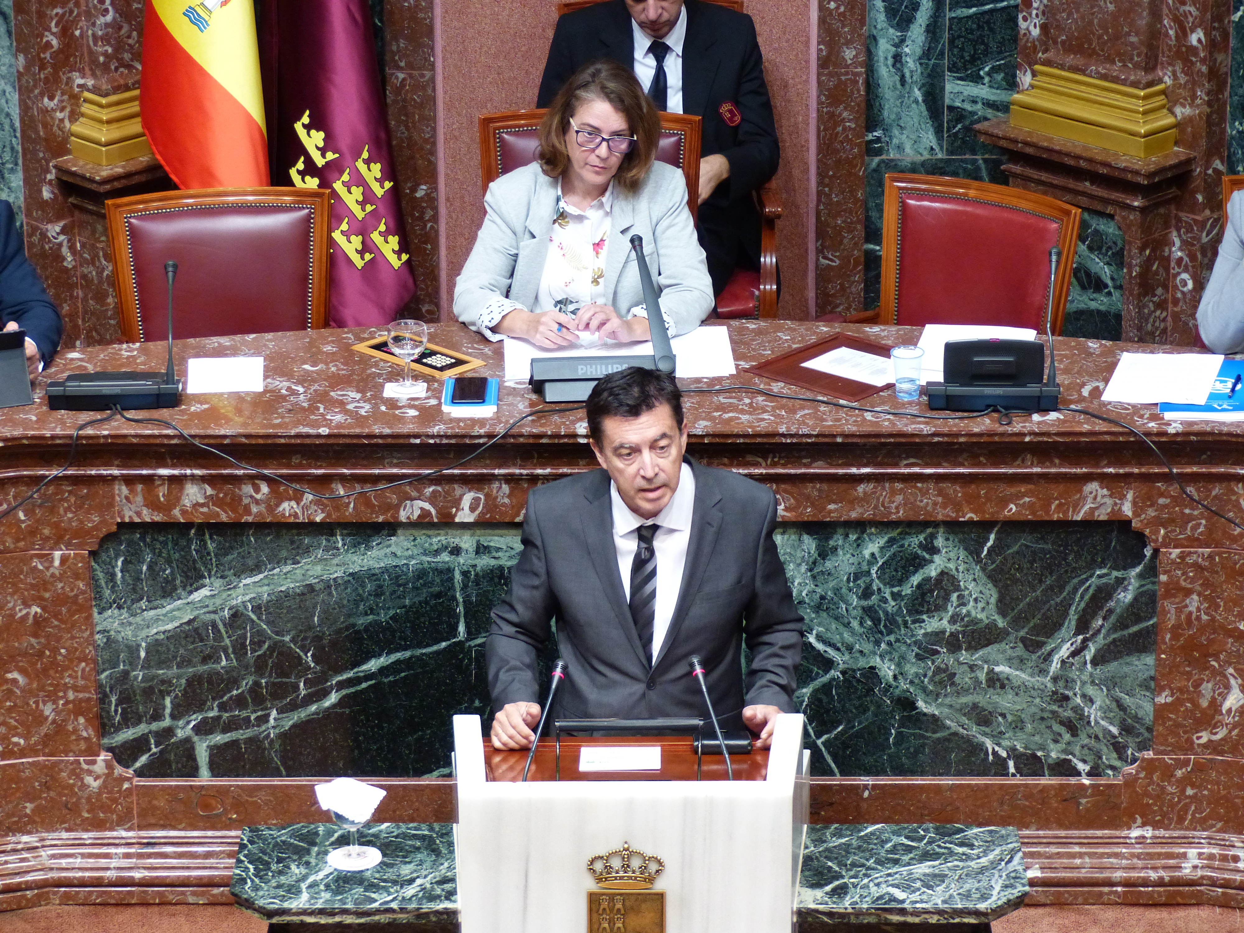 Juan José Molina, diputado de Ciudadanos, durante el debate de la moción sobre medidas en relación con la interrupción voluntaria del embarazo