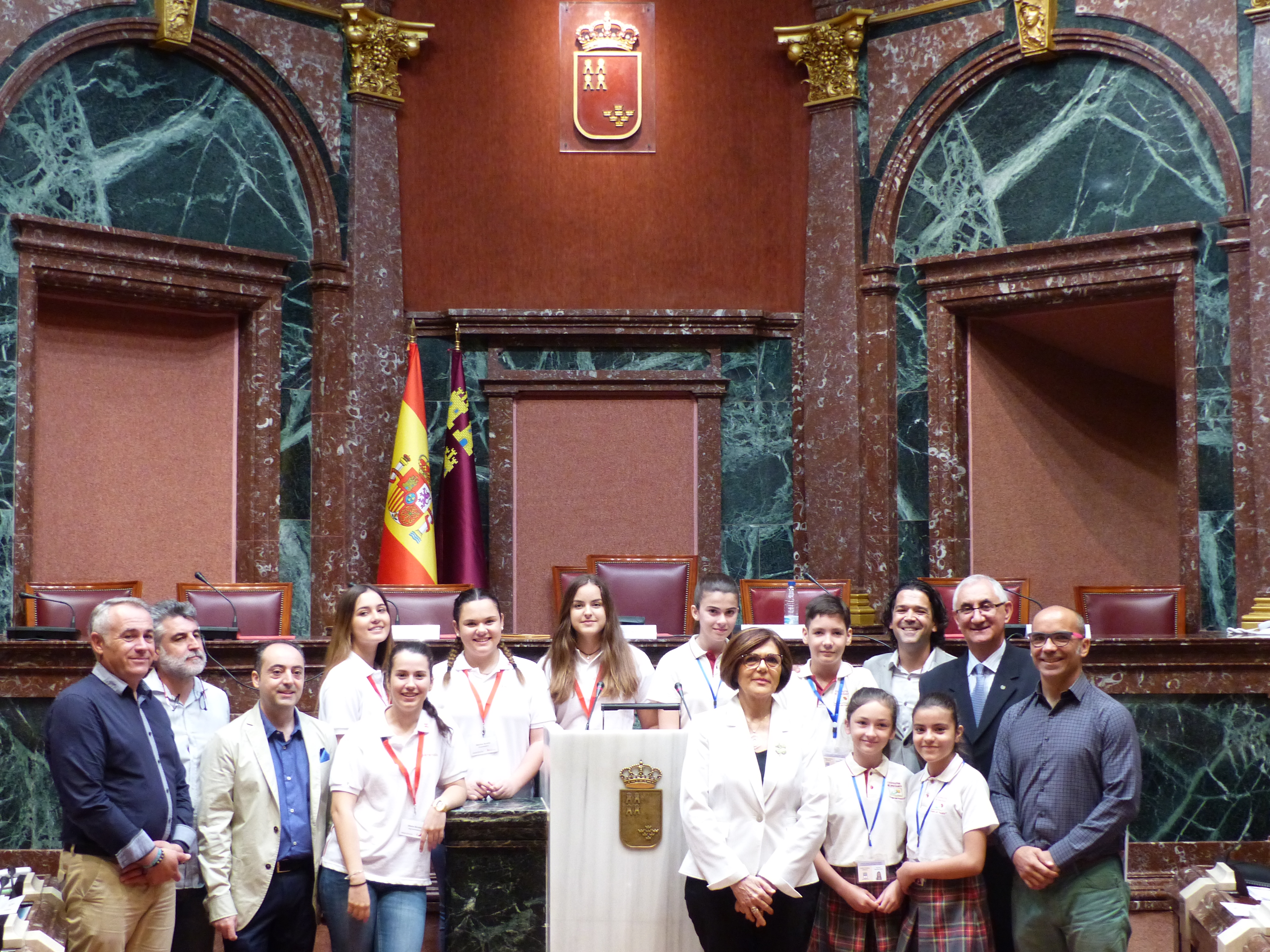 Debate escolar entre los colegios Miralmonte y Virgen del Pasico