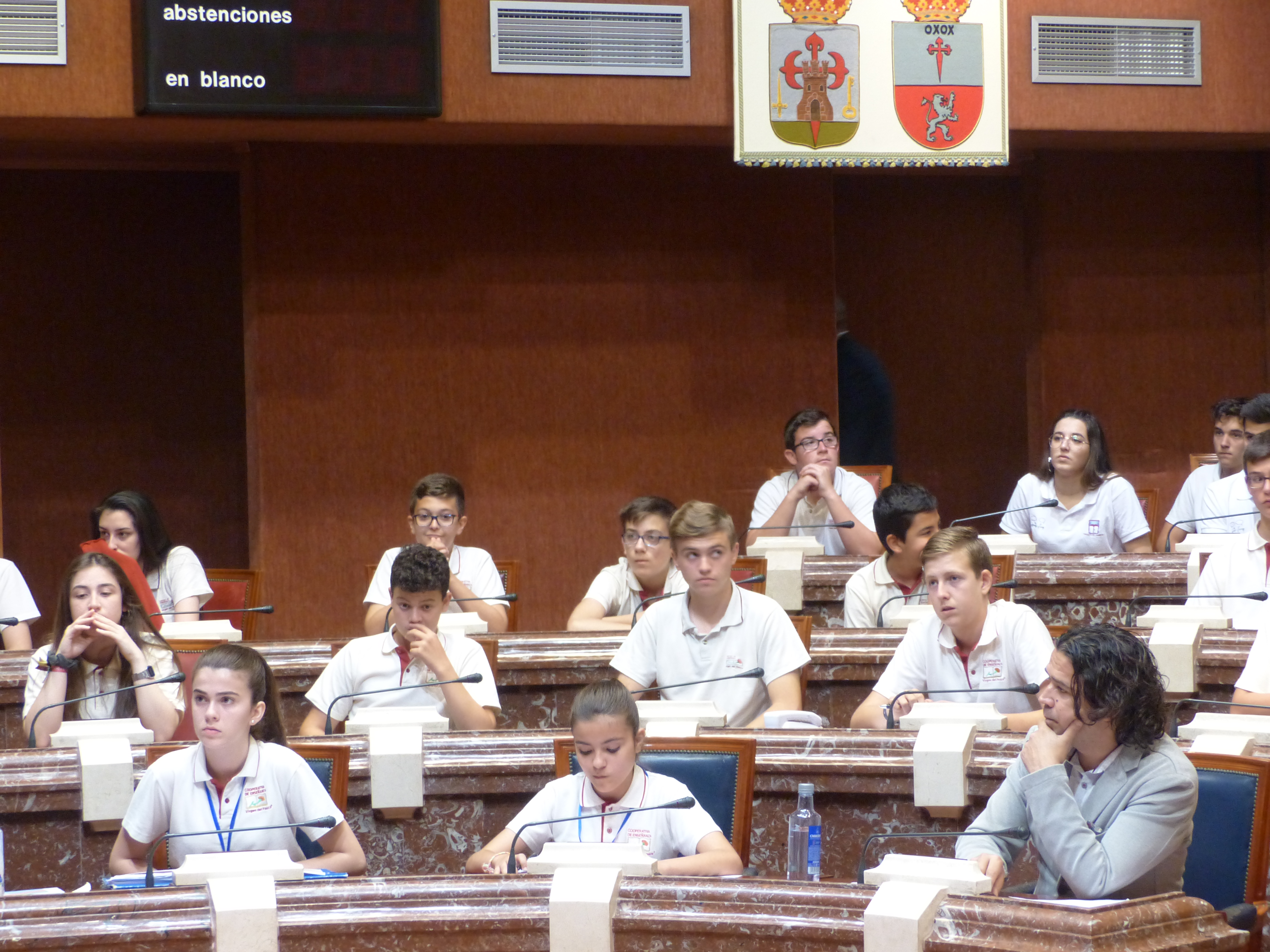 Debate escolar entre los colegios Miralmonte y Virgen del Pasico