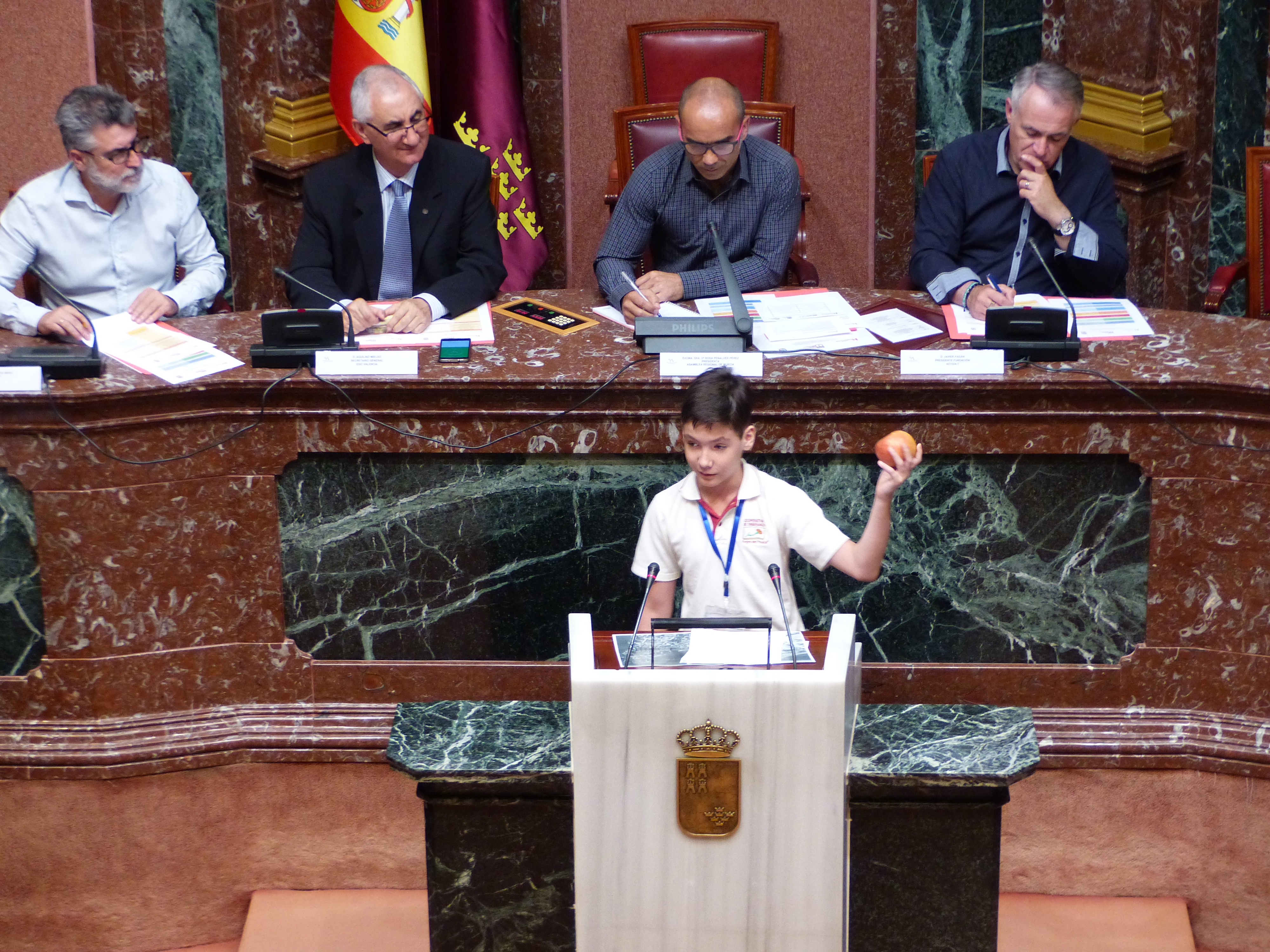 Debate escolar entre los colegios Miralmonte y Virgen del Pasico