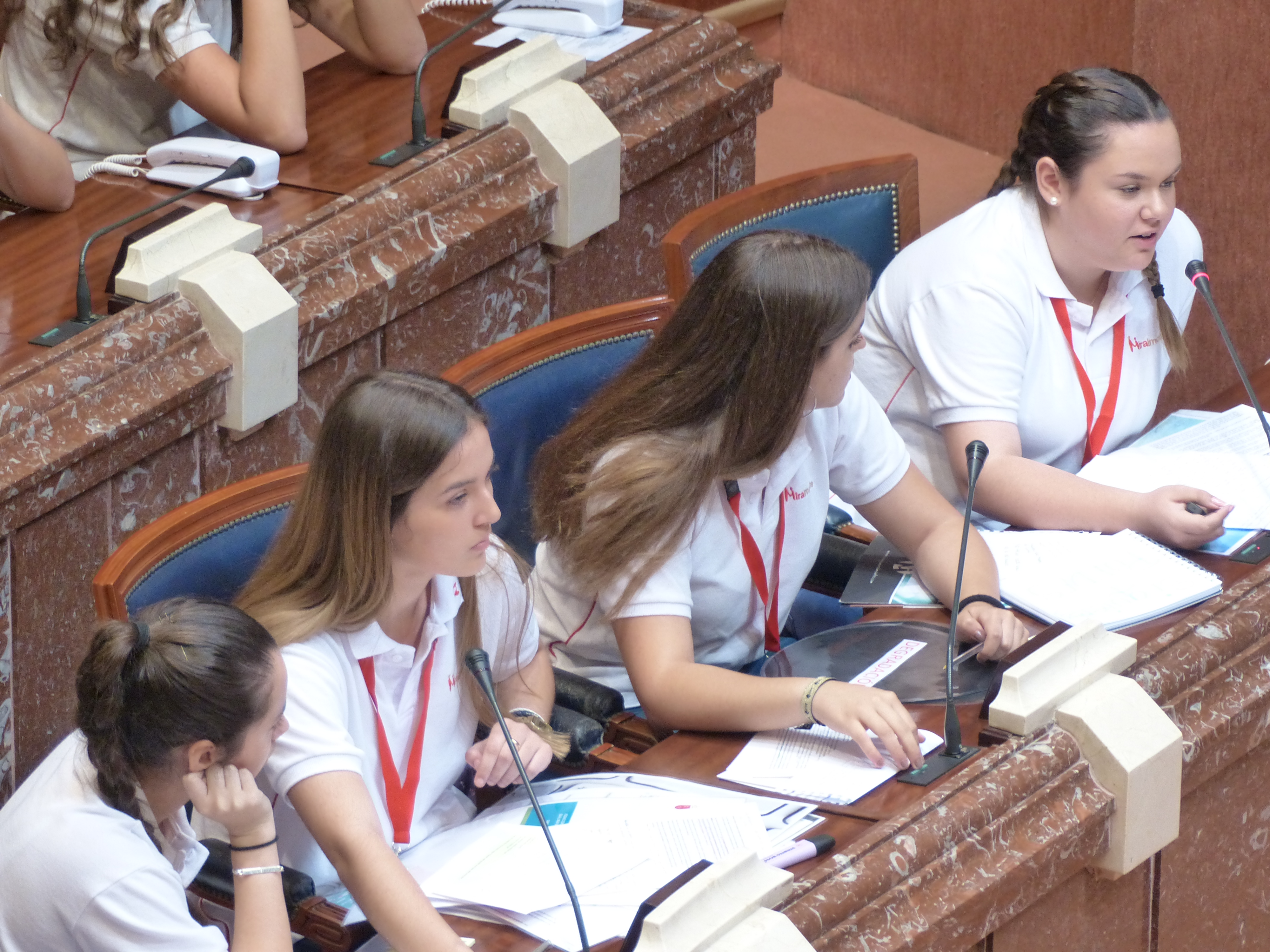 Debate escolar entre los colegios Miralmonte y Virgen del Pasico