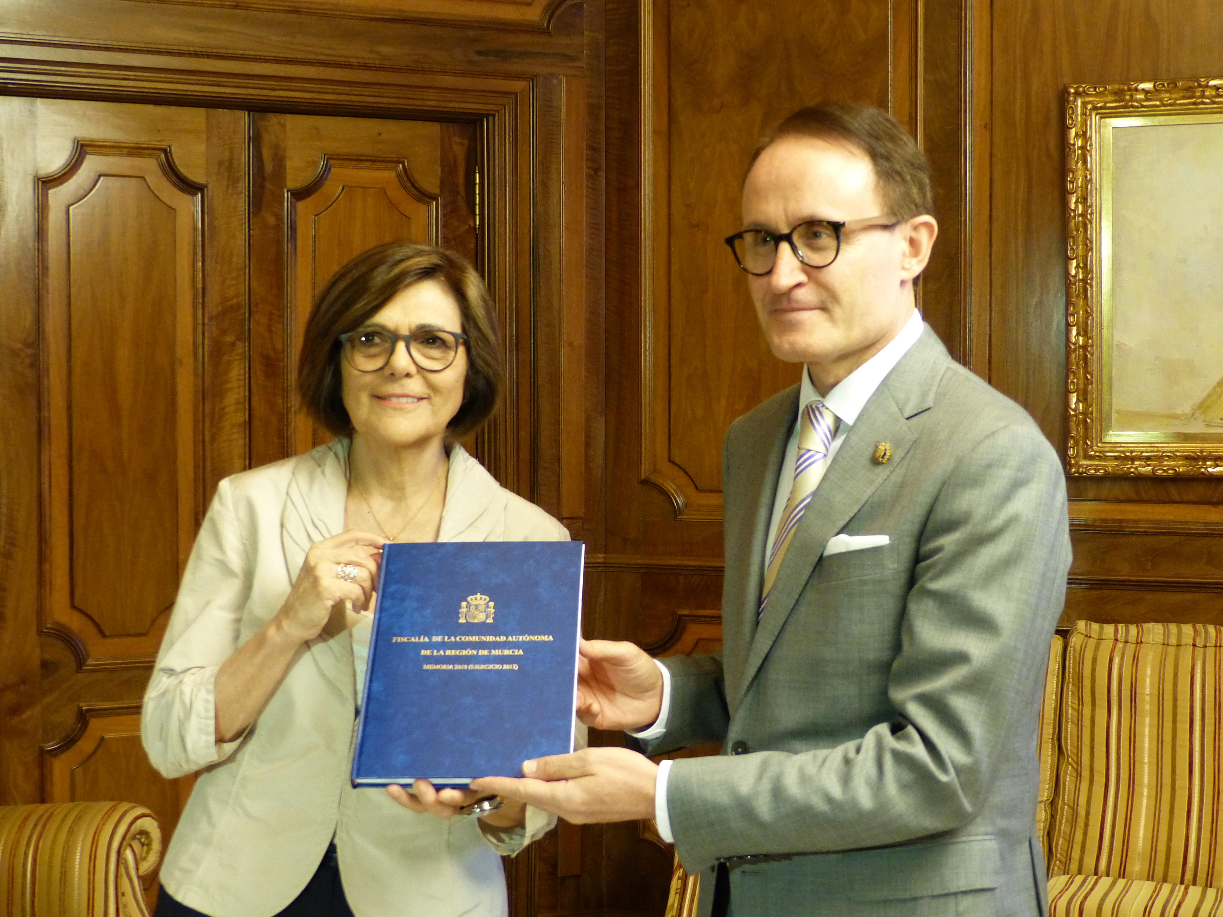 Entrega de la ‘Memoria de la Fiscalía de la Comunidad Autónoma de la Región de Murcia 2018, ejercicio 2107’
