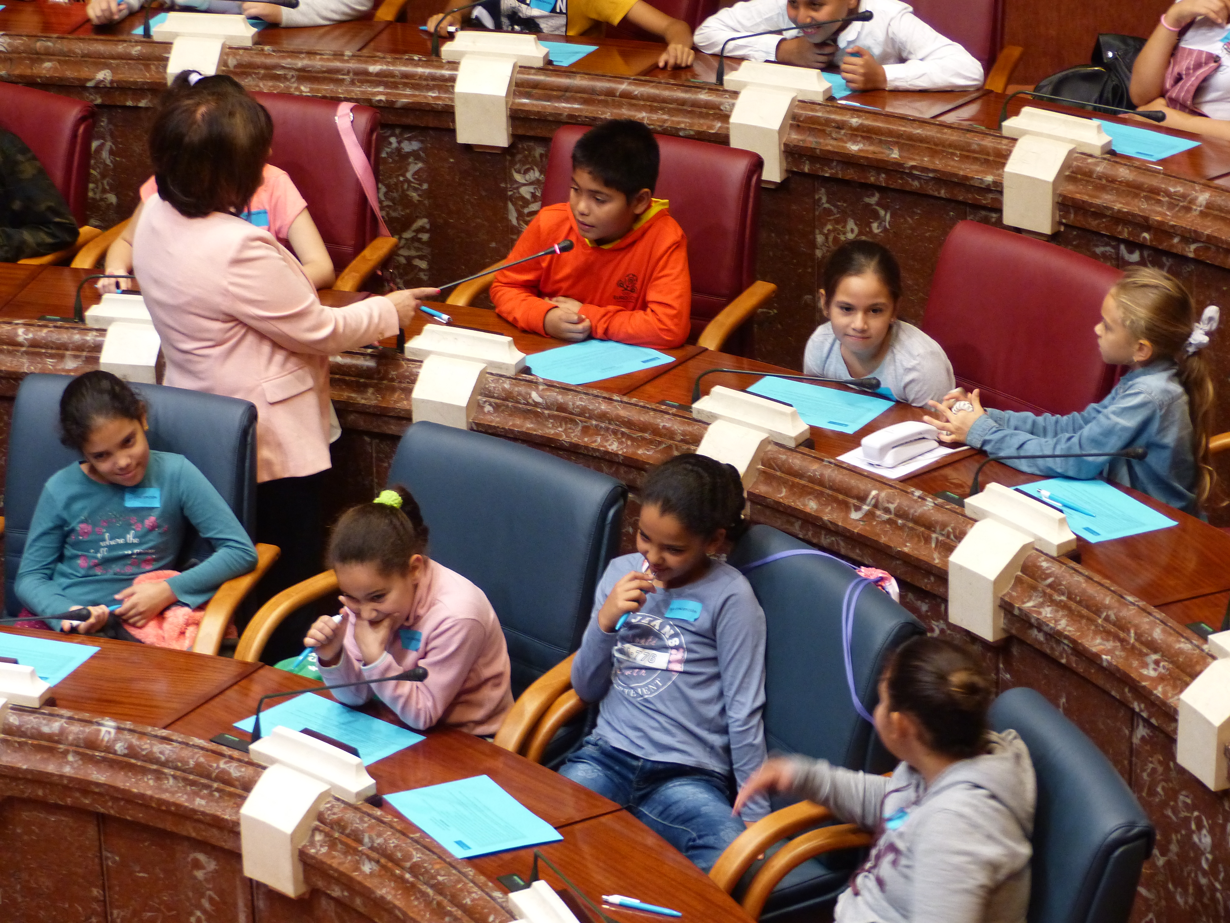 Aldeas Infantiles SOS ha celebrado en la Asamblea un pleno infantil