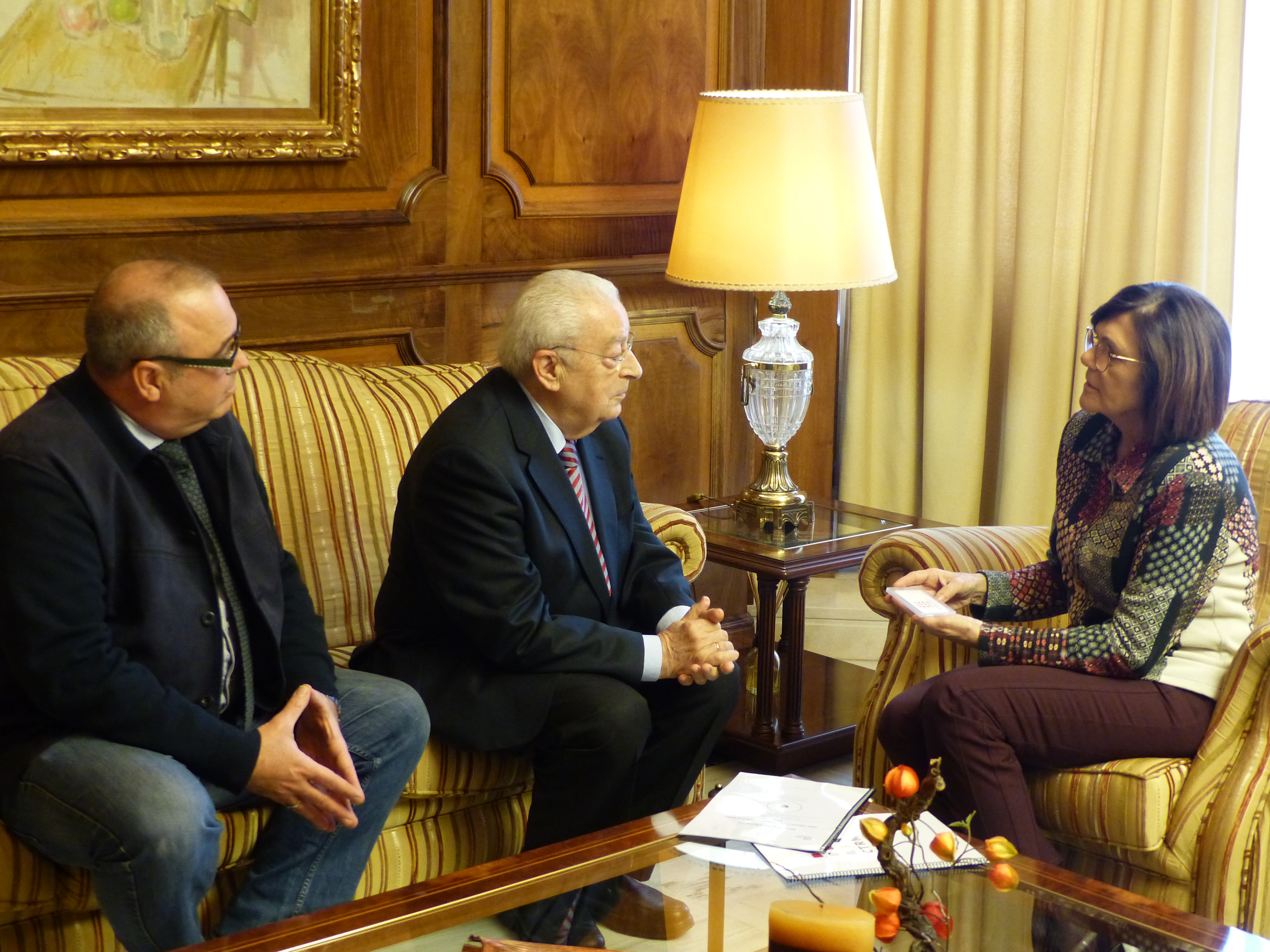 La presidenta recibe el ‘Informe del Consejo de la Transparencia 2017’