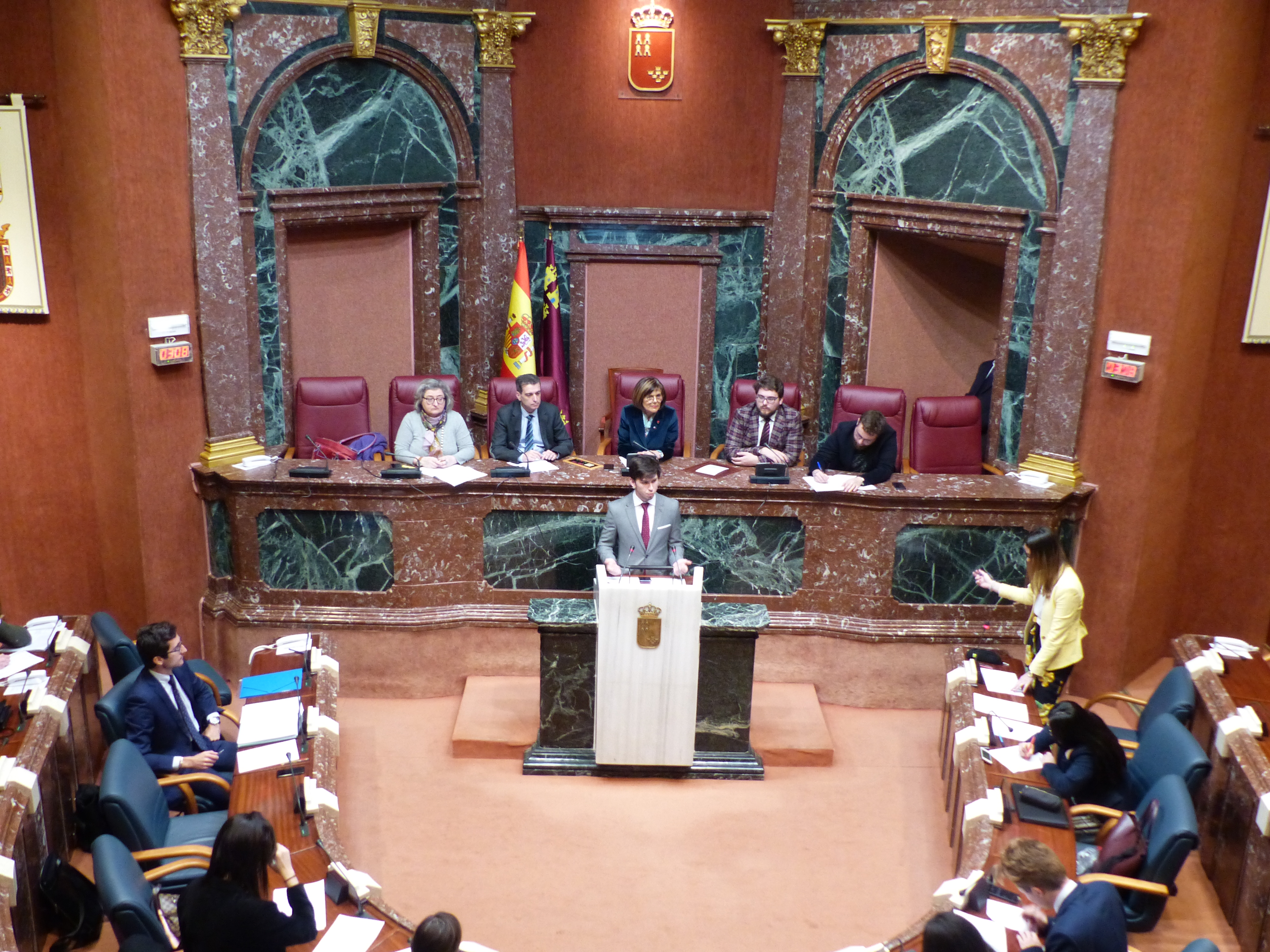 Debate universitario sobre la violencia de género