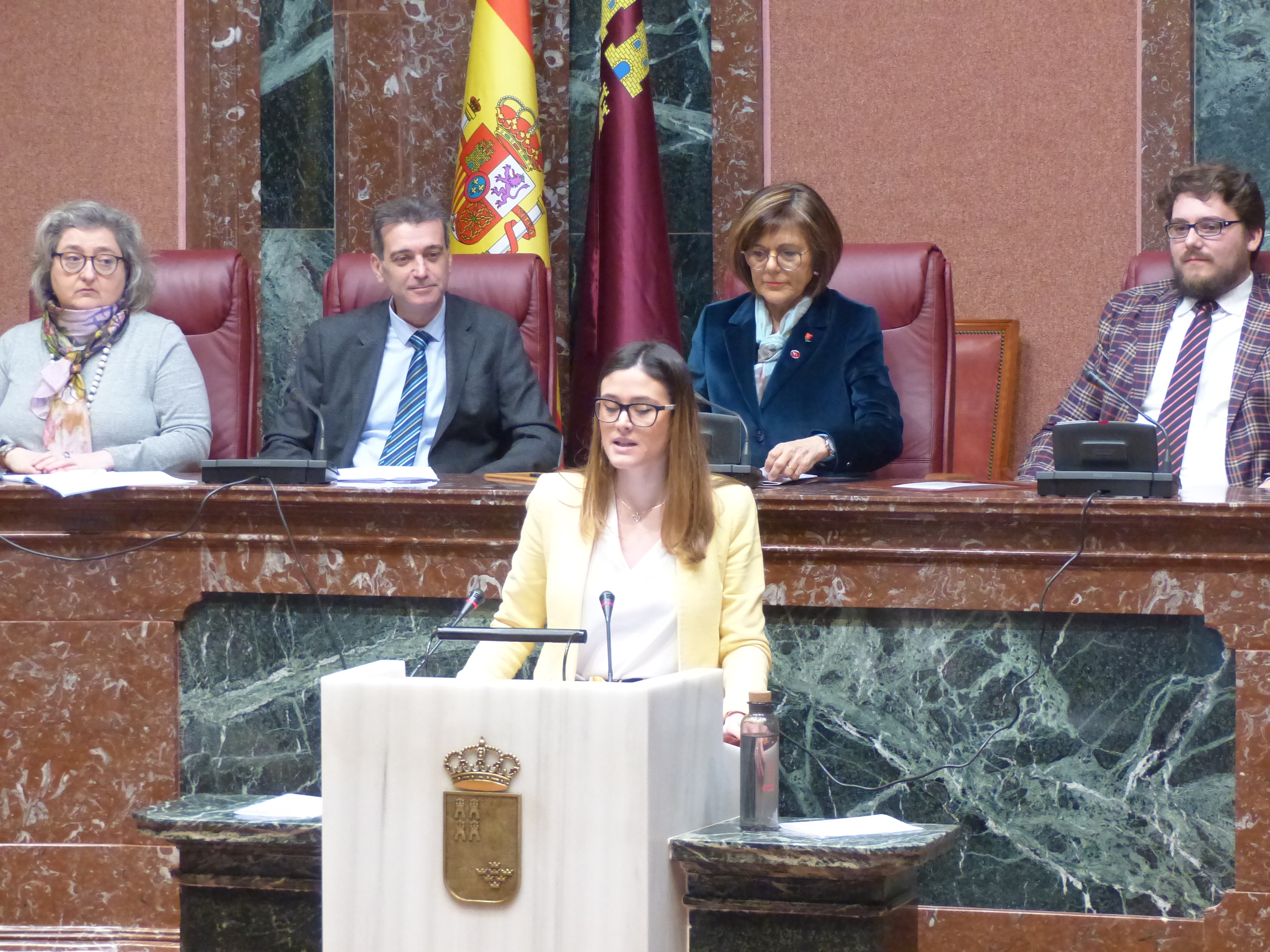 Debate universitario sobre la violencia de género