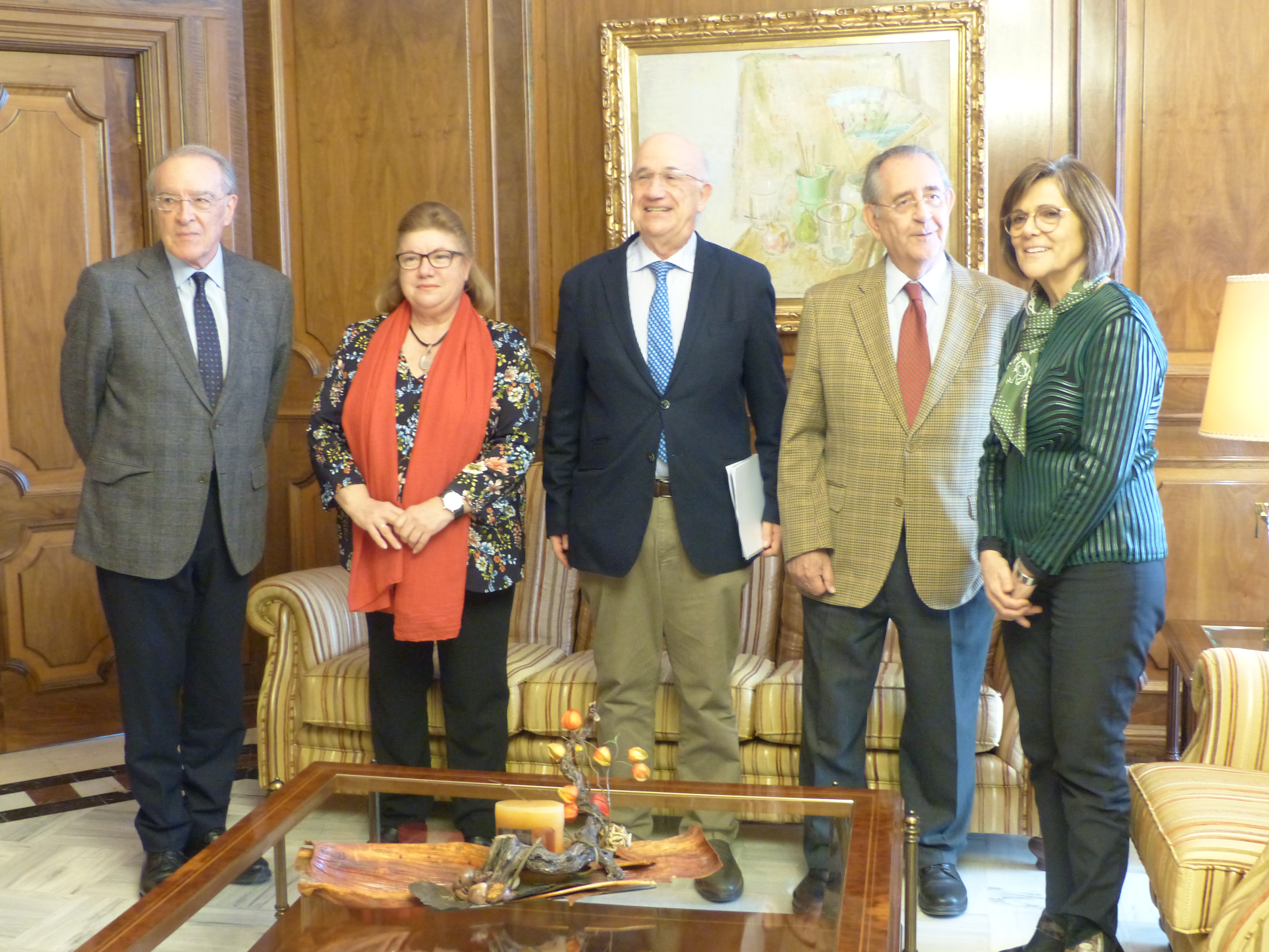 La presidenta de la Asamblea Regional, Rosa Peñalver, ha recibido esta mañana a la junta directiva del Patronato Fundación Centro de Estudios Históricos e Investigaciones Locales de la Región de Murcia
