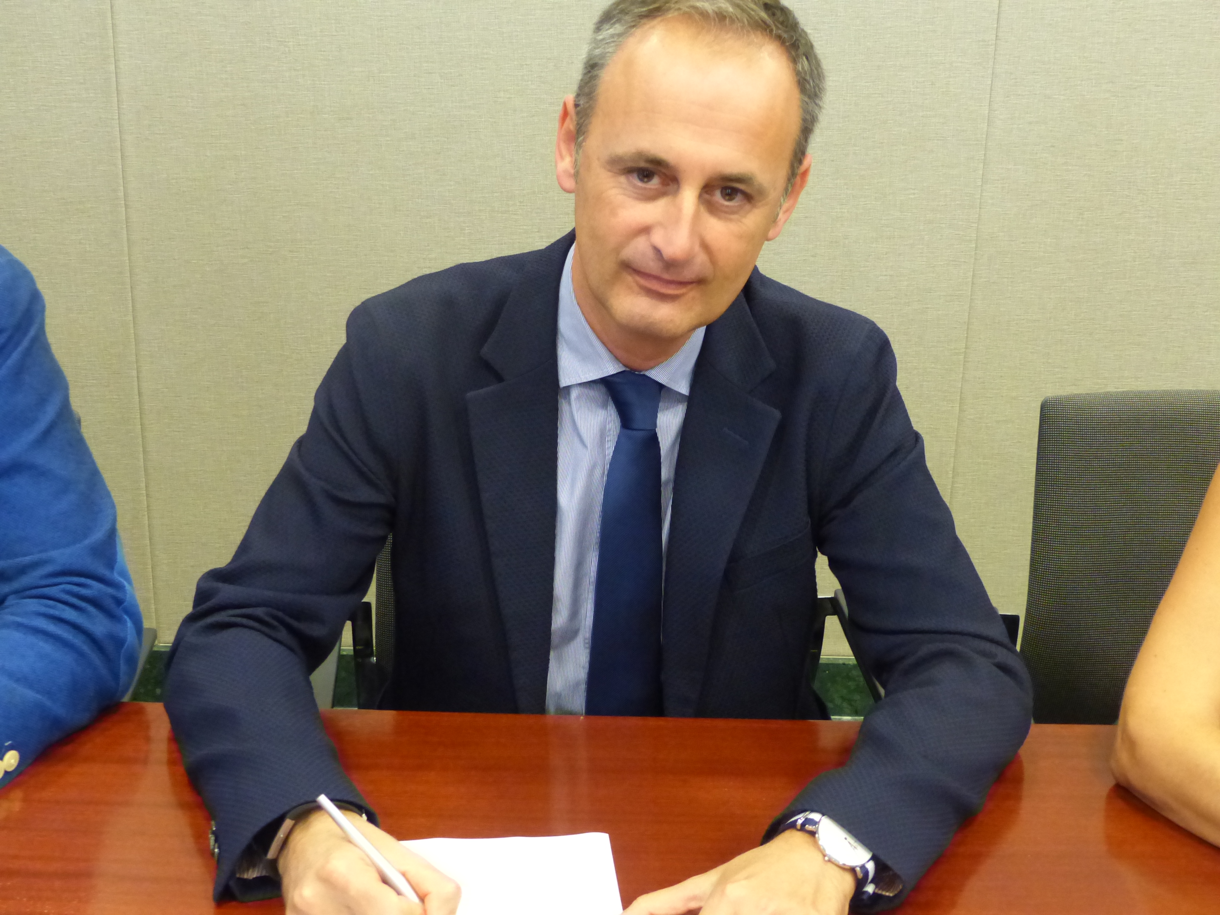 Javier Celdrán, consejero de Presidencia y Hacienda, firma su renuncia