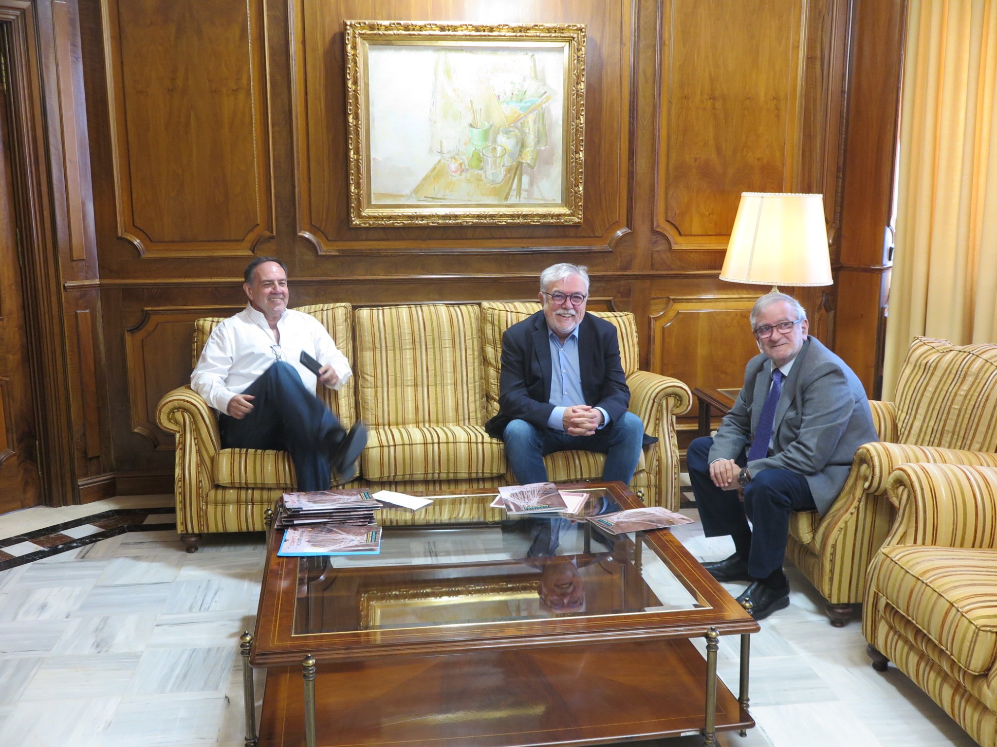Presentación del Barómetro de primavera 2023 en la Asamblea Regional