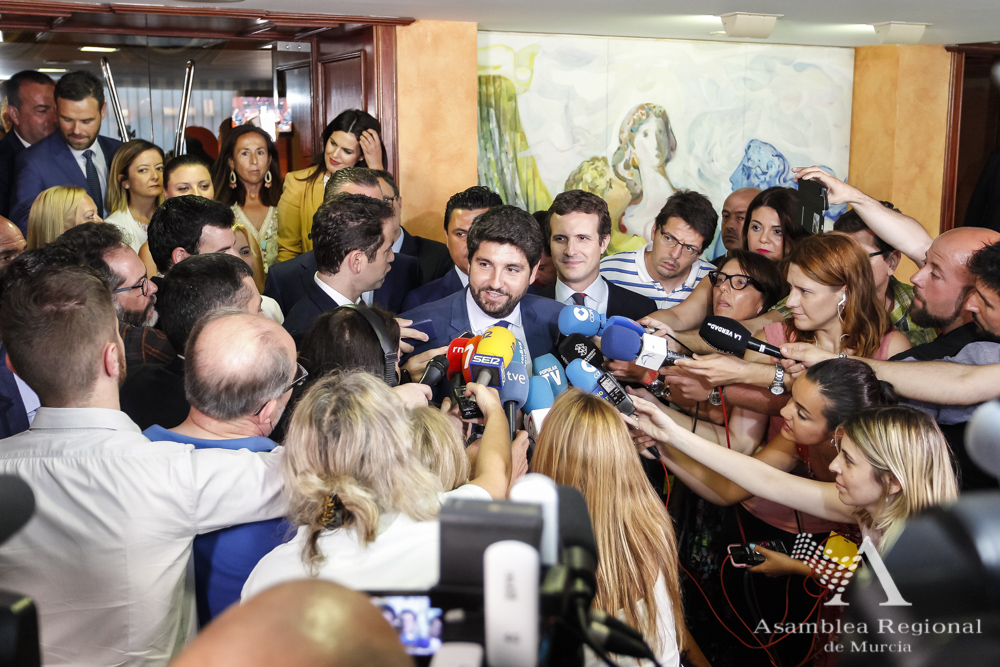 Primeras declaraciones de López Miras, tras ser elegido presidente de la Comunidad Autónoma de Murcia