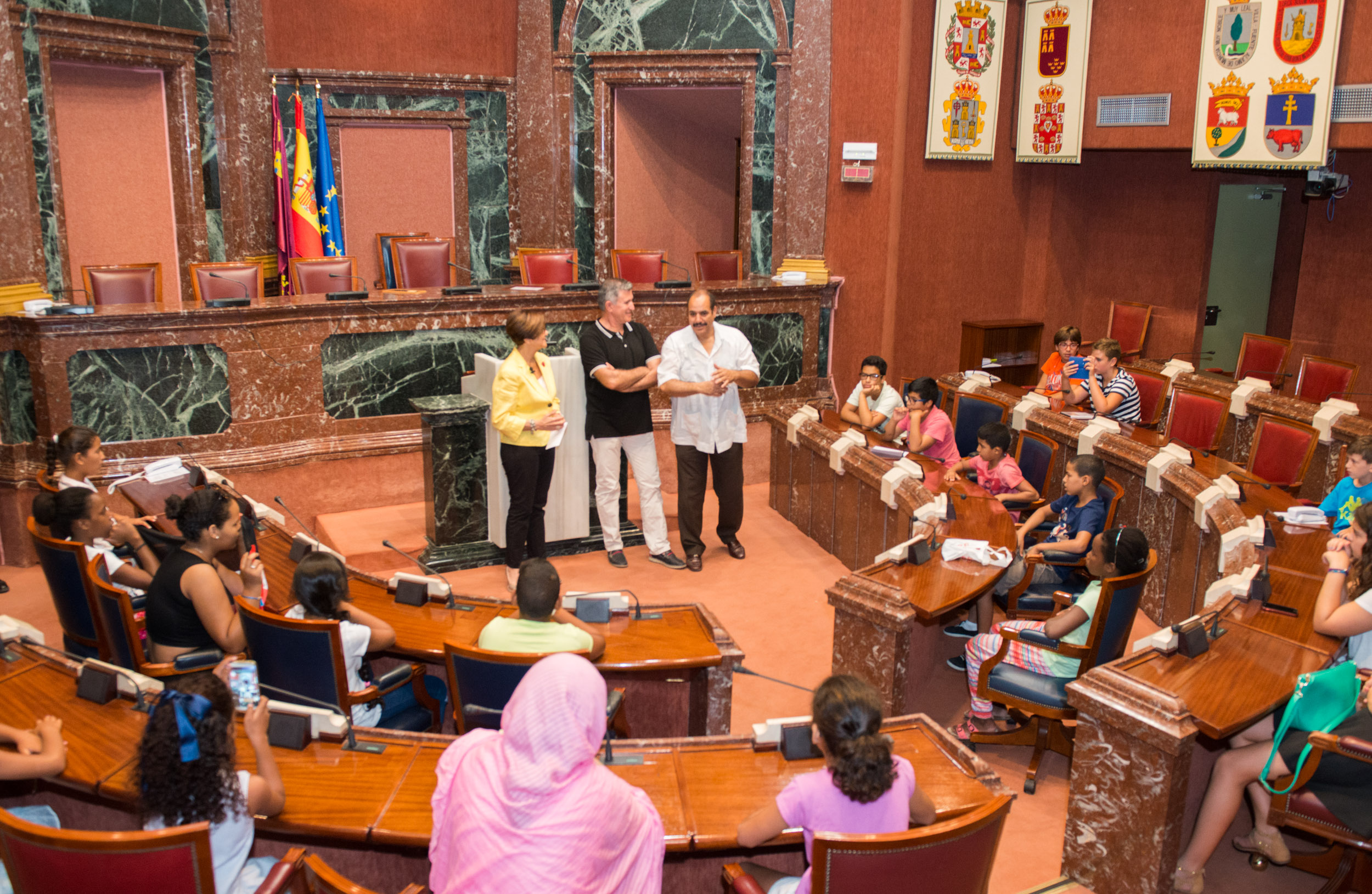 Visita de los niños saharauis acogidos al programa 'Vacaciones en Paz'