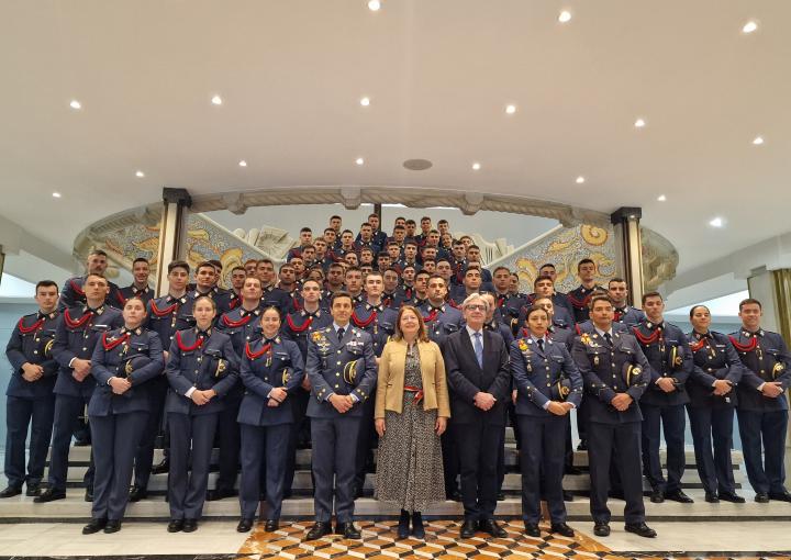 La Asamblea Regional recibe a los alumnos de la Academia General del Aire La Asamblea Regional recibe a los alumnos de la Academia General del Aire