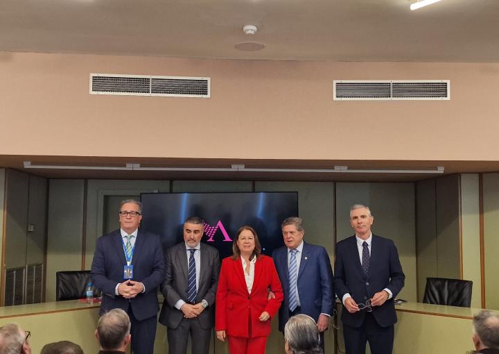 La Asamblea Regional acoge la inauguración de la I Jornadas “MurciaEconomía-Defensa”