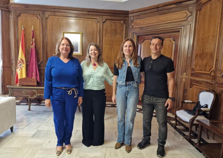 Visita institucional de la Asociación “Ni + Ni - Iguales”