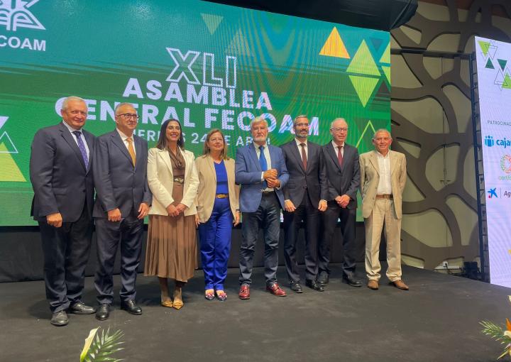 La presidenta de la Asamblea Regional de Murcia, Visitación Martínez, preside el acto de clausura de la XLI Asamblea General de FECOAM
