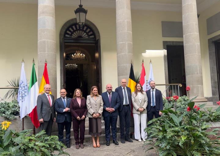 La presidenta de la Asamblea Regional de Murcia, Visitación Martínez, en las reuniones del Comité Permanente y del Plenario de la Asamblea de la CALRE