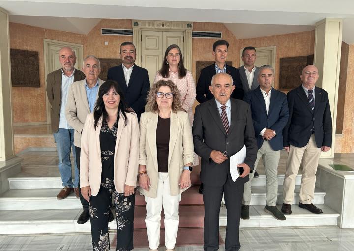 Constituida la Comisión Especial de Estudio sobre la situación del Trasvase Tajo-Segura tras las últimas medidas anunciadas por el Ministerio de Transición Ecológica Constituida la Comisión Especial de Estudio sobre la situación del Trasvase Tajo-Segura tras las últimas medidas anunciadas por el Ministerio de Transición Ecológica