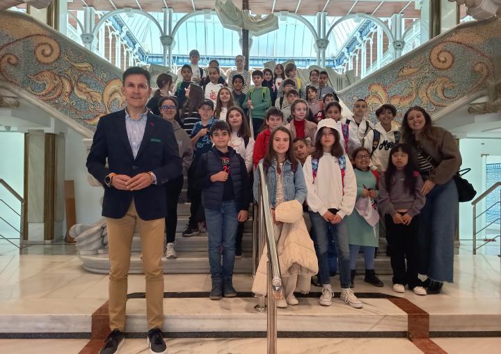 Esta semana nos han visitado estudiantes de Alhama de Murcia, Fortuna, Cieza, Murcia, Molina de Segura, San Javier, Caravaca de la Cruz y Jumilla