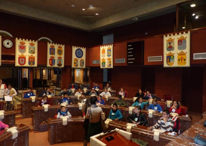 Colegios Nueva Escuela y Adoratrices