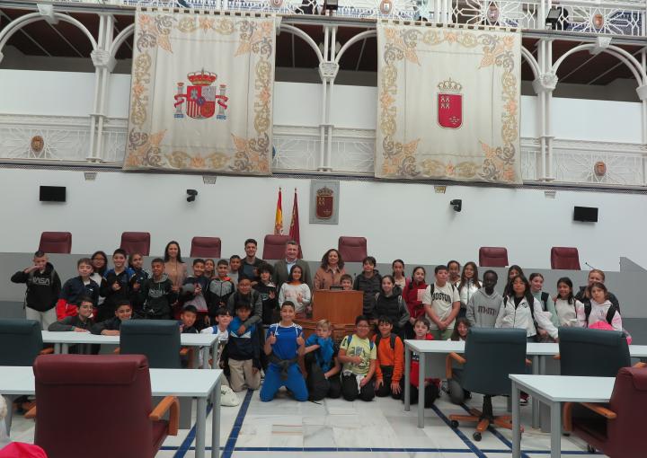 Esta semana nos han visitado estudiantes de Torre Pacheco, Mazarrón, Santomera, Murcia, Lorca, Molina de Segura y Cartagena