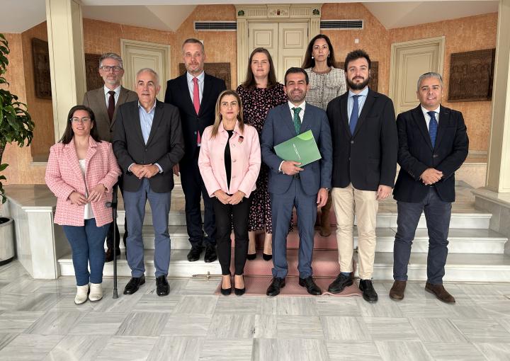 Se constituye la Comisión Especial de Investigación sobre el Aeropuerto Internacional de la Región de Murcia Se constituye la Comisión Especial de Investigación sobre el Aeropuerto Internacional de la Región de Murcia