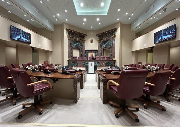 López Miras responderá a preguntas relacionadas con abandono escolar, infraestructuras hidráulicas, acceso a la vivienda y afirmaciones del Sr. Azcón sobre el Trasvase del Ebro