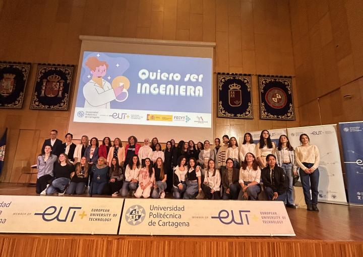 Visitación Martínez asiste al la Gala final del programa ‘QUIERO SER INGENIERA UPCT 2024’